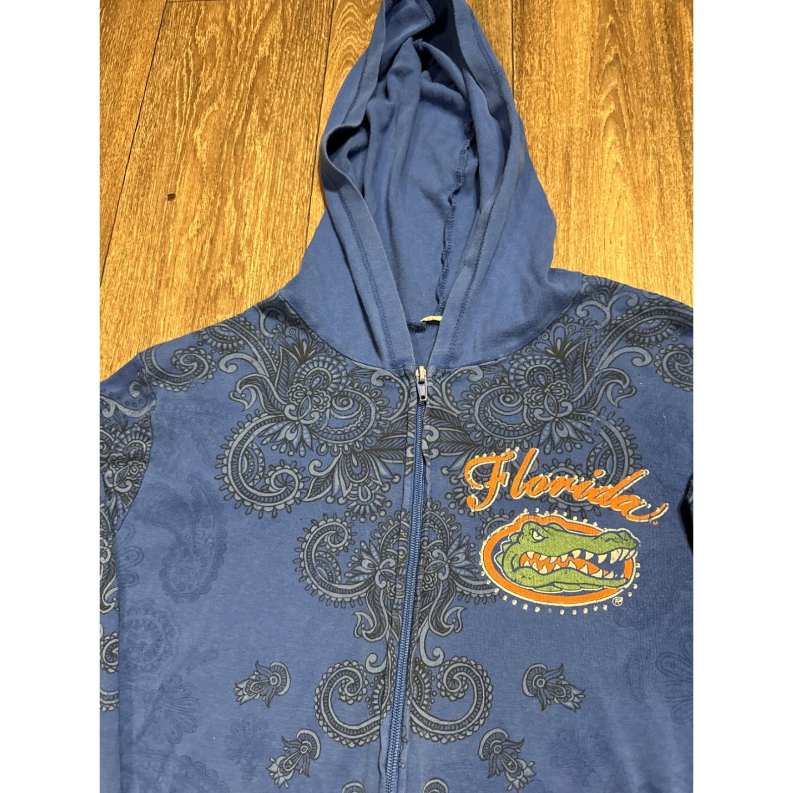 NCAA VINTAGE Florida Gators Bedazzled Paisley Full Zip Hoodie Sweatshirt Cyber Shirt Womens M Blue Zip Hoodie Size M / US 6-8 / IT 42-44 - 5 Thumbnail