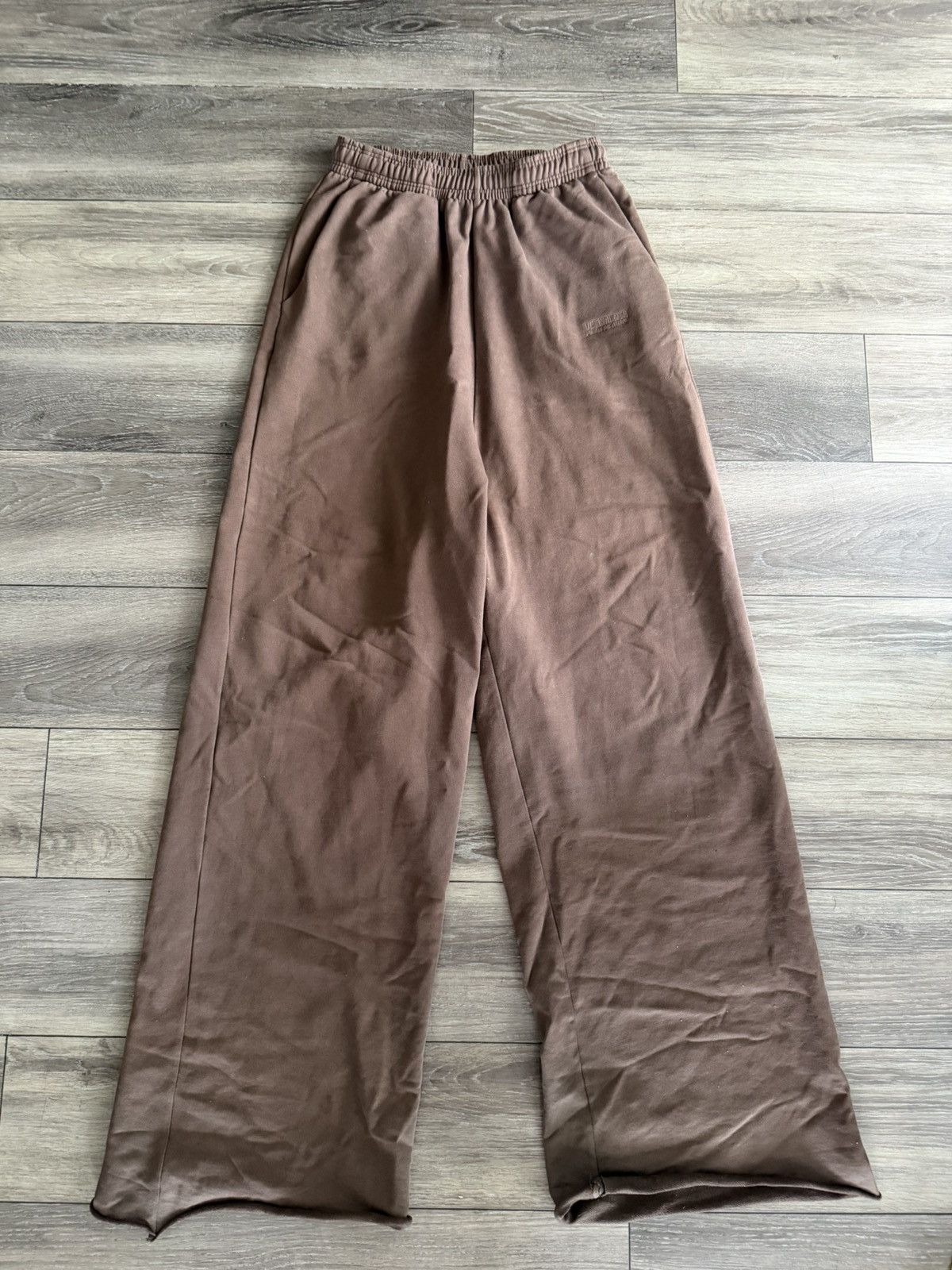 Vetements Vetements Brown Sweatpants Size US 34 / EU 50 - 1 Thumbnail