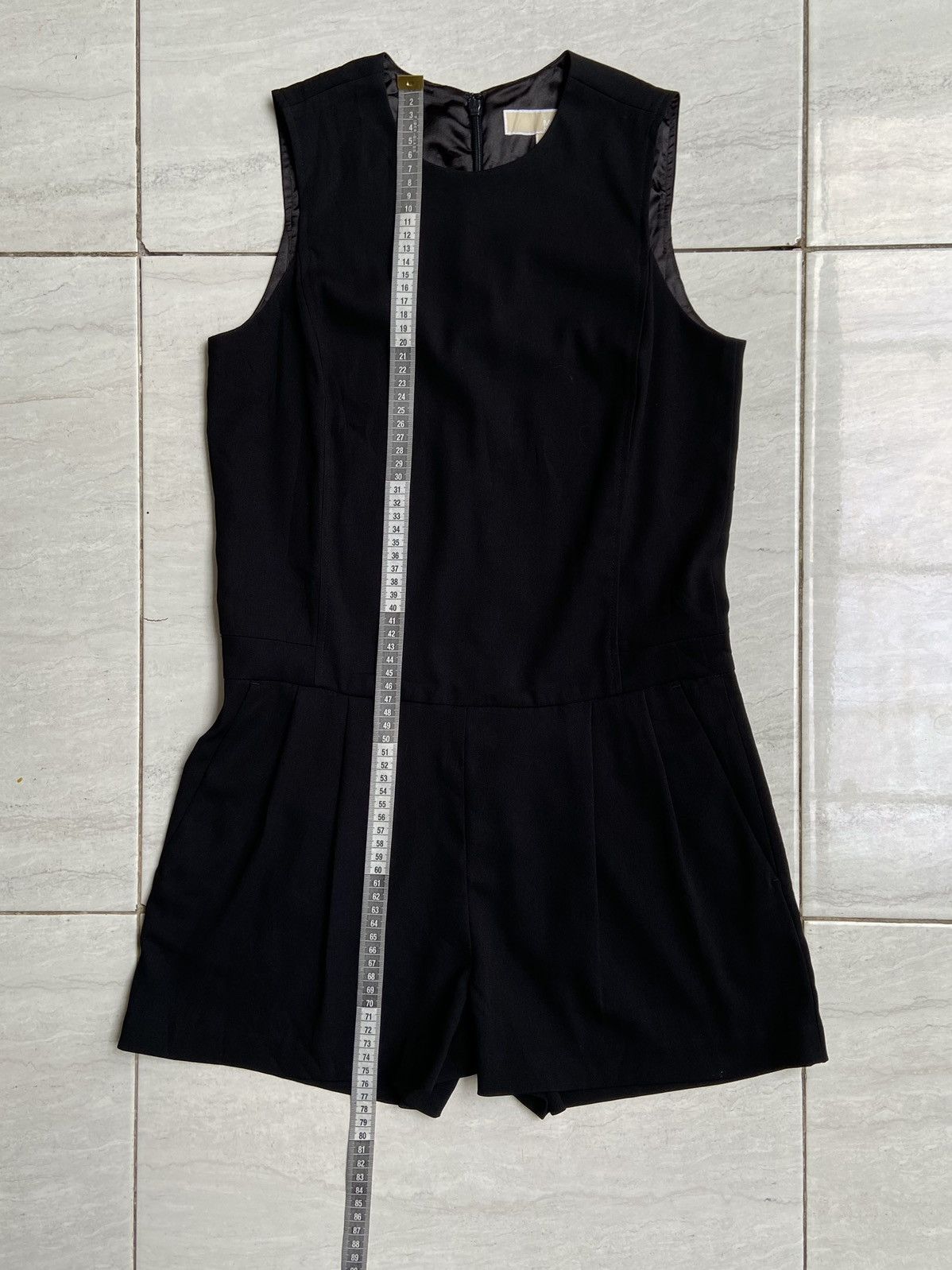 Michael Kors MICHAEL KORS Black Jumpsuit Size 30" / US 8 / IT 44 - 7 Thumbnail