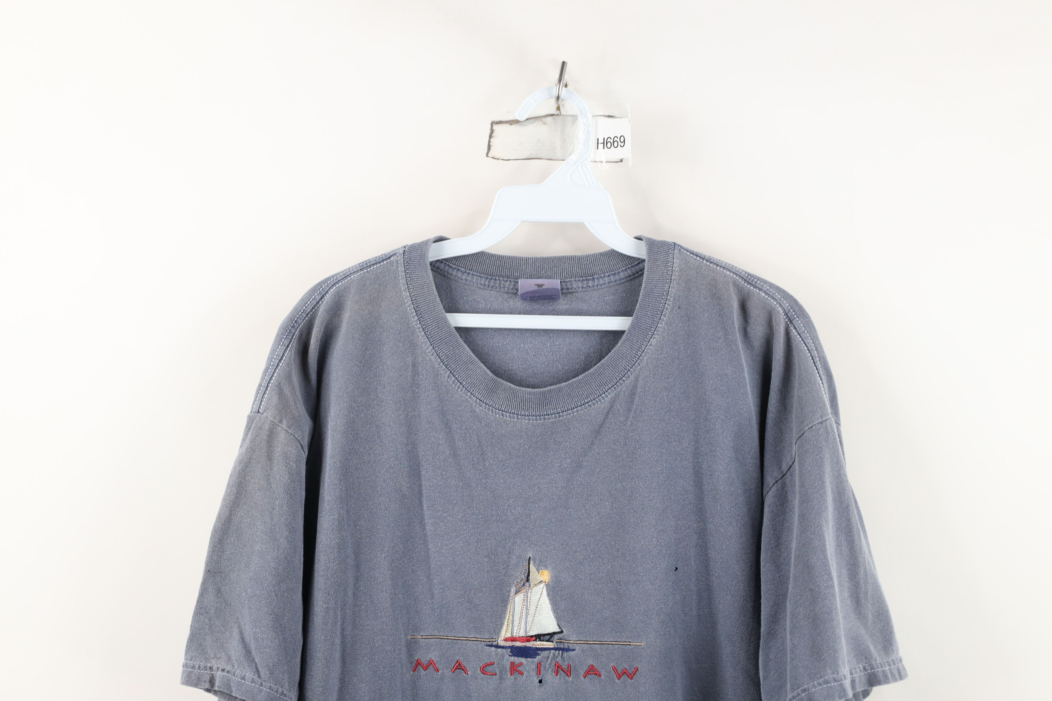 Vintage Vintage 90s Y2K Streetwear Mackinaw Sailing Sailboat T-Shirt Size US XL / EU 56 / 4 - 2 Thumbnail