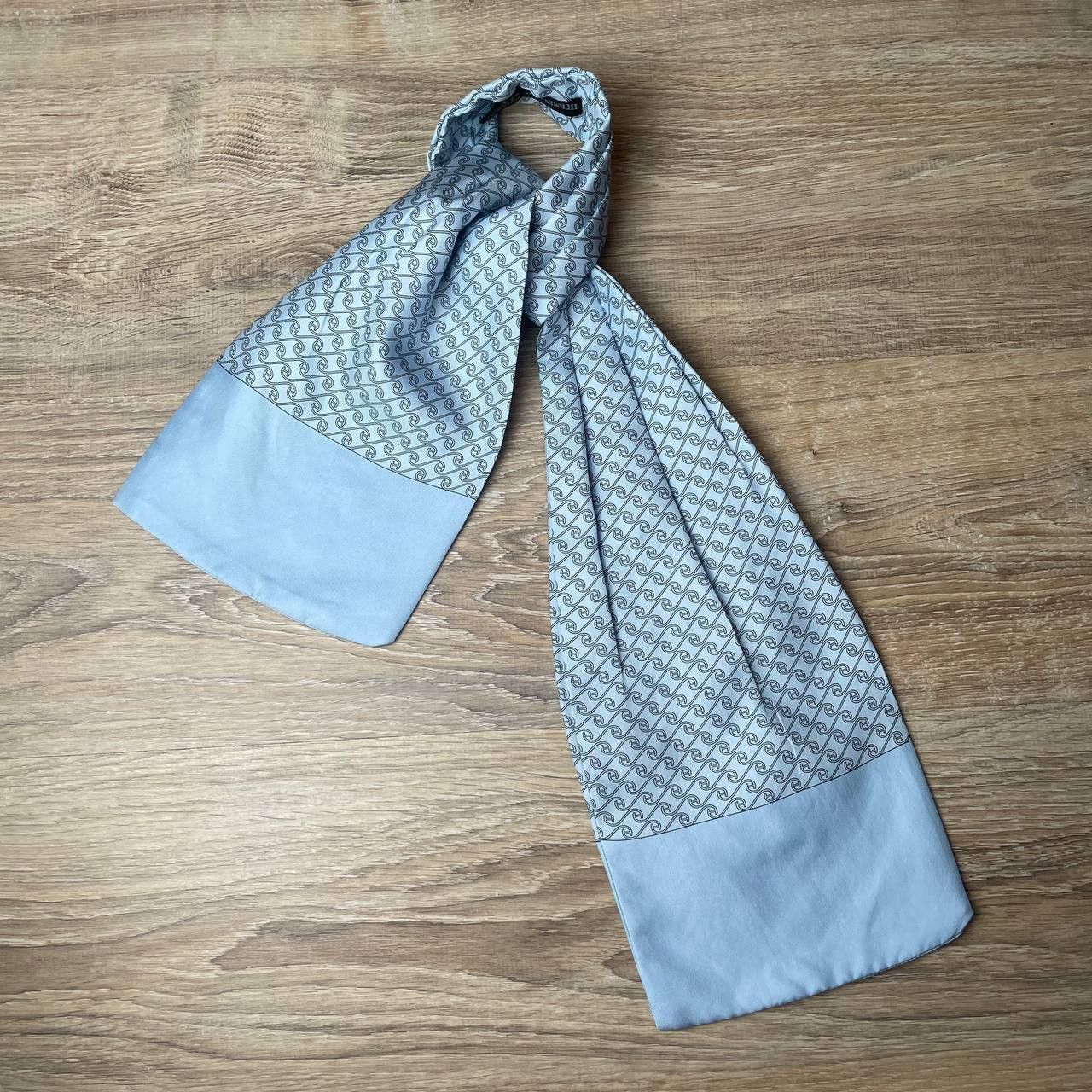 Hermes Hermes Paris Ascot Silk Tie Blue Geometry Size ONE SIZE - 1 Thumbnail