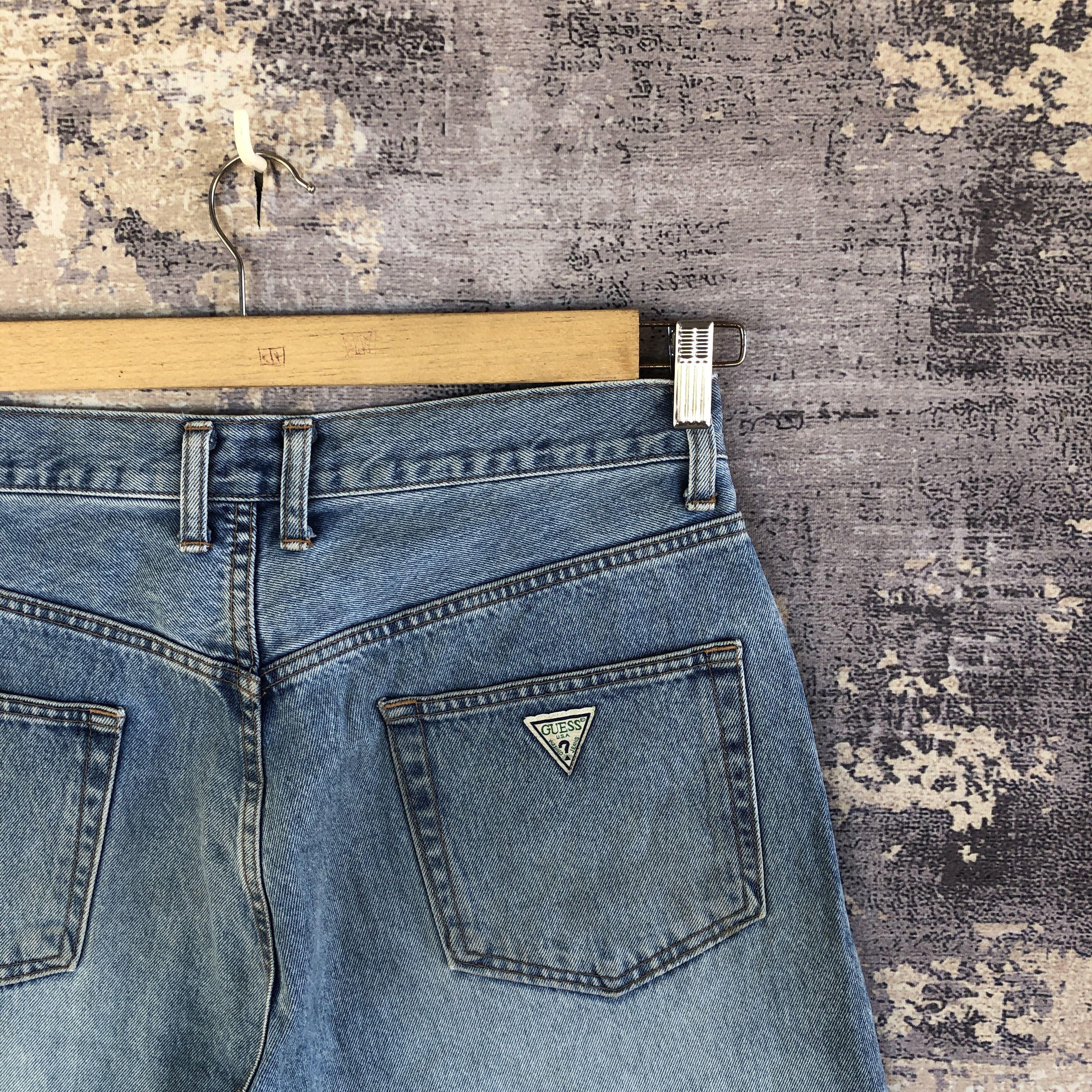 Guess Vintage 90s Guess Baggy Light Wash Jeans Guess Faded Denim Size US 32 / EU 48 - 5 Thumbnail