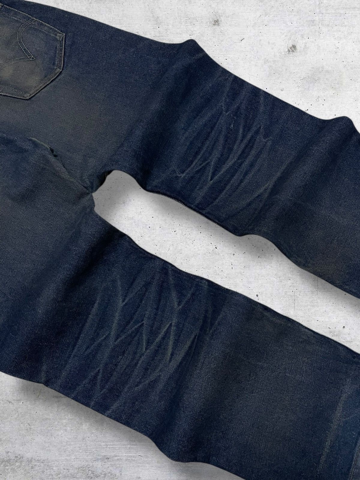 Levi's Vintage Clothing VINTAGE LEVIS 505 DESIGNER REGULAR FIT INDIGO WASHED DENIM Size US 35 - 13 Thumbnail