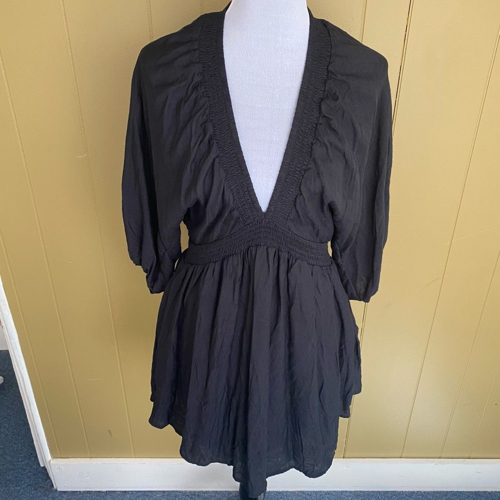 Other Women S plunging v-neck black boho mini dress w/skirt lining Size S / US 4 / IT 40 - 1 Thumbnail