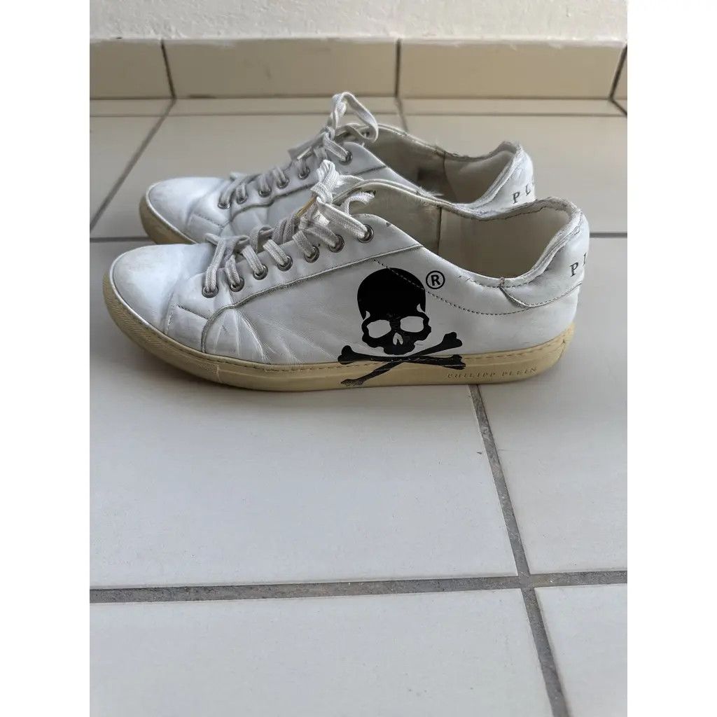 Philipp Plein Philipp Plein White Leather Low Sneakers “Playboy/Skull” Size US 10 / EU 43 - 1 Thumbnail