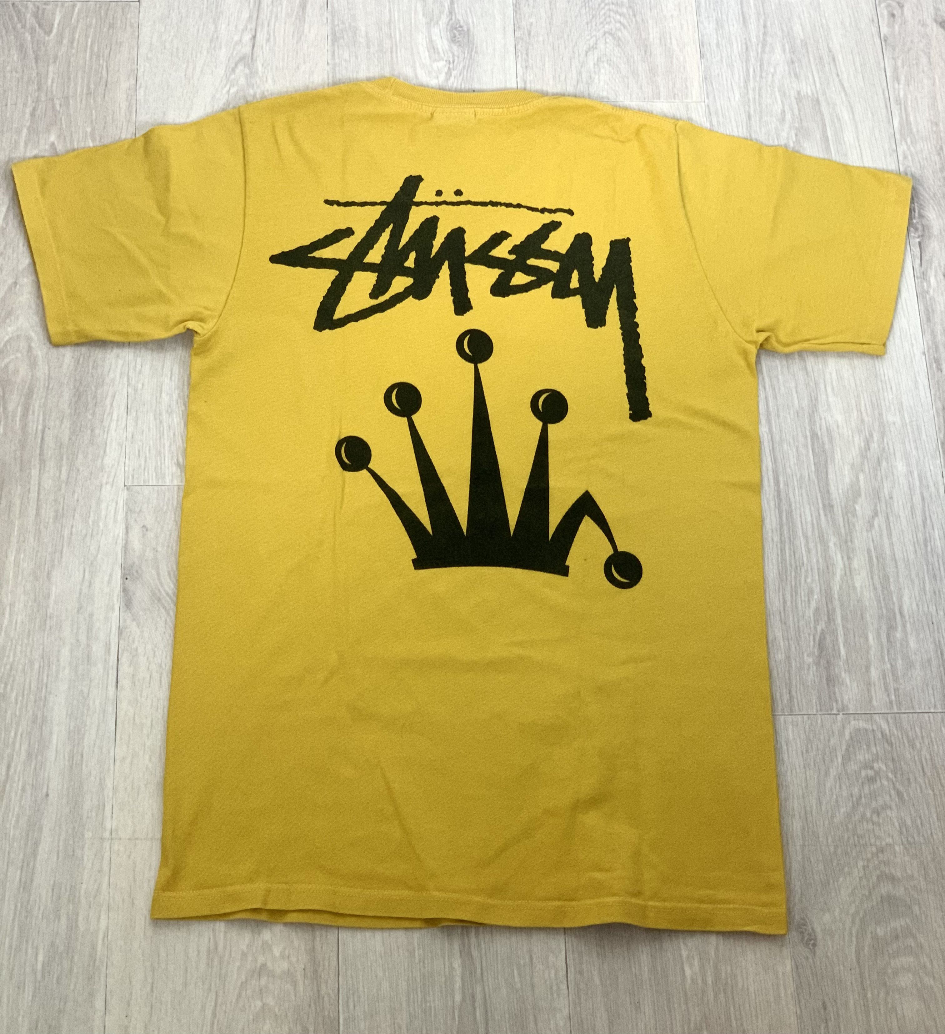 Stussy Stussy ´Stock Crown’ Tee Yellow - Size S Size US S / EU 44-46 / 1 - 2 Thumbnail