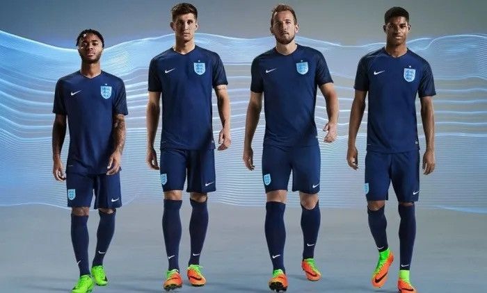 Nike England 17/18 player issue third away shirt #9 Kane Size US S / EU 44-46 / 1 - 12 Thumbnail