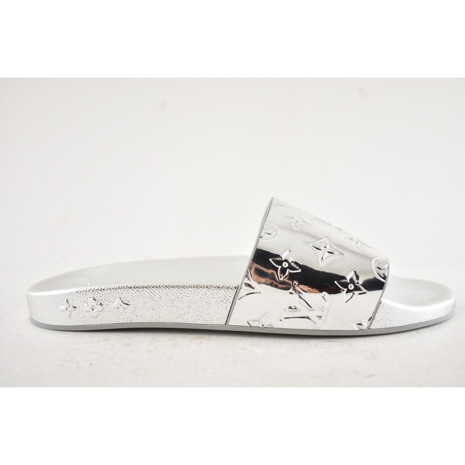 Louis Vuitton Louis Vuitton Chrome Mirror LV Slide Sandal UK 9 US 10 11 Size US 10 / EU 43 - 2 Thumbnail