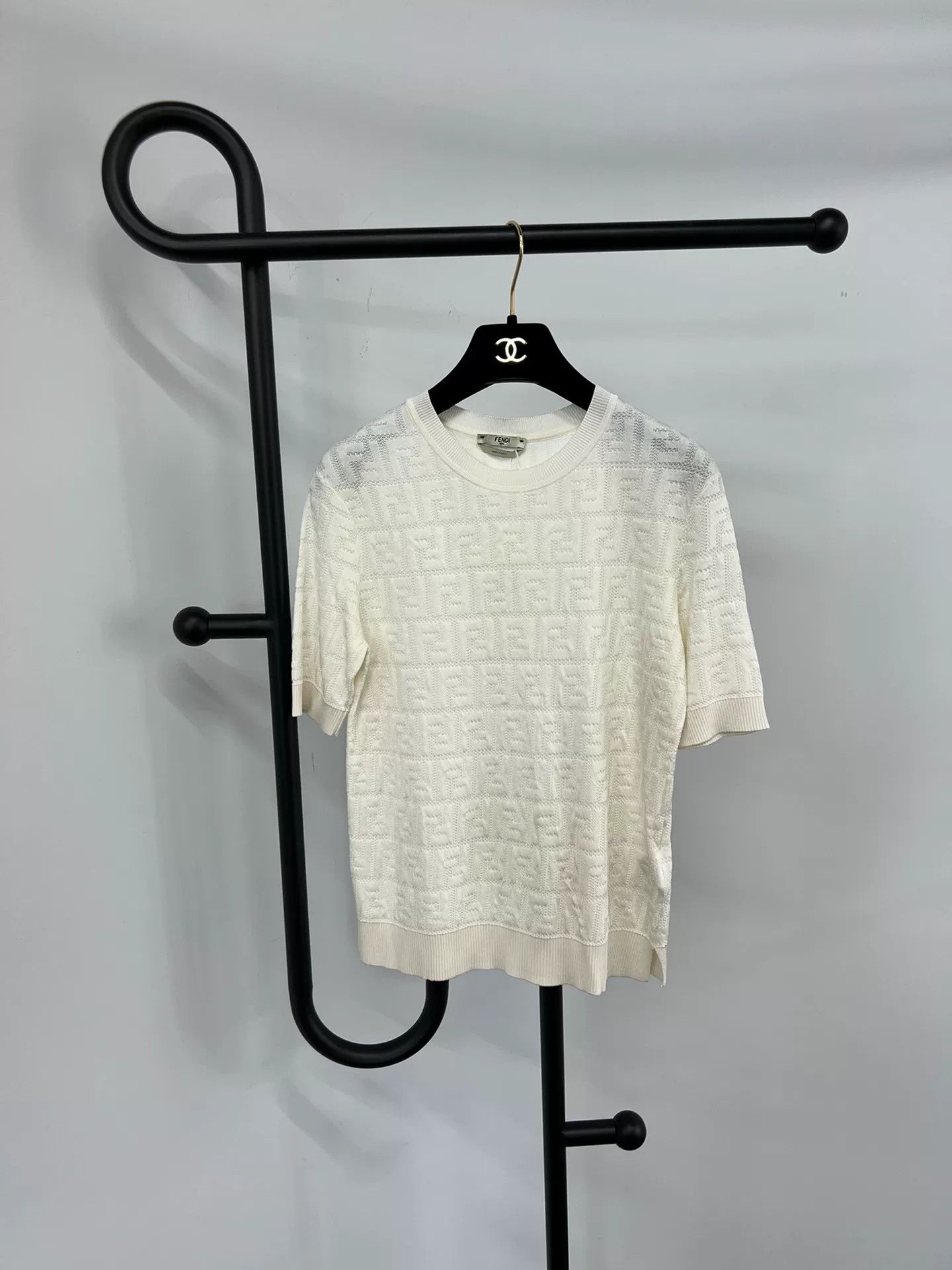 Fendi Fendi White Logo Knit Short-Sleeve Top Size US XXS / EU 40 - 1 Thumbnail