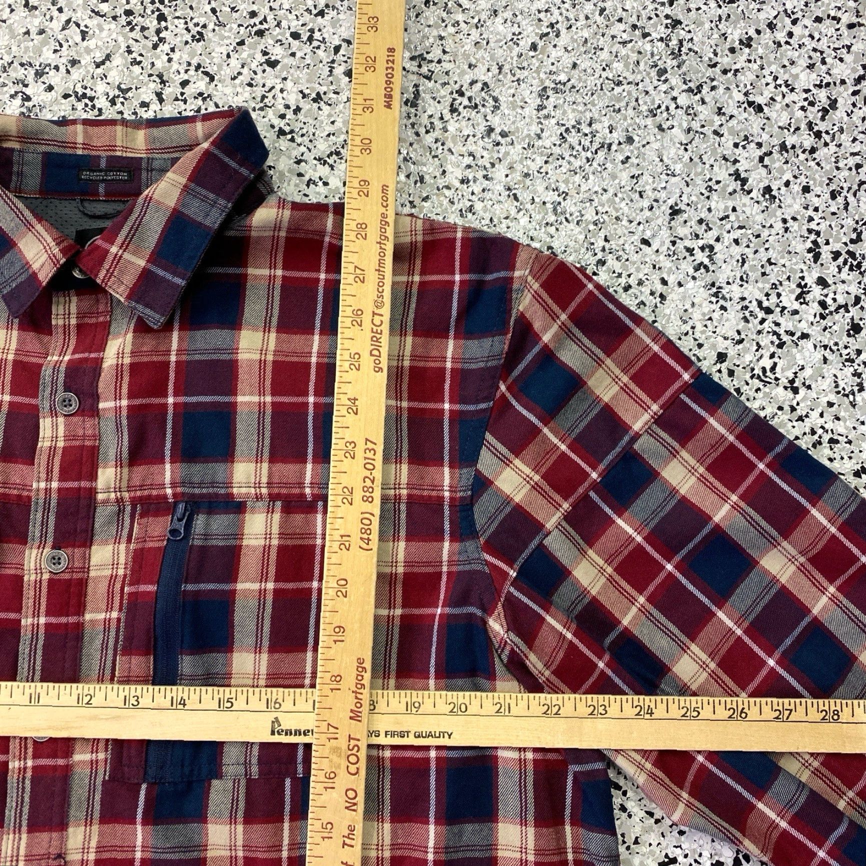 Wrangler Wrangler ATG Shirt Mens Medium Red Plaid Flannel Long Sleeve Button-Up Pocketed Casual Workwear Boys? Size US M / EU 48-50 / 2 - 2 Thumbnail