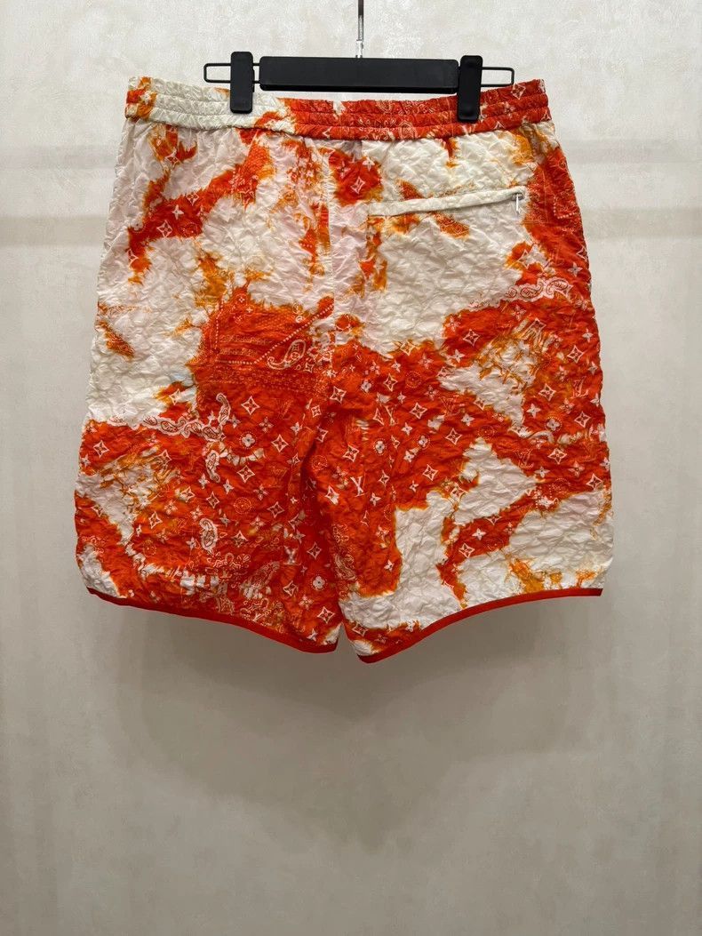 Louis Vuitton Louis Vuitton Red Floral Pattern Shorts -2505 Size US 34 / EU 50 - 2 Thumbnail