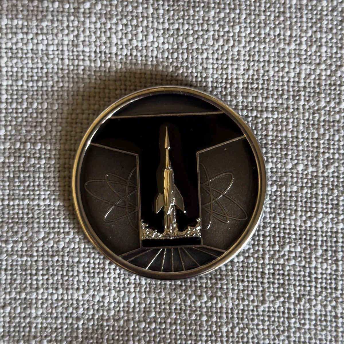 Disney Disney Tomorrowland Rocket Jumbo Pin LE 200 Rare Movie Logo Size ONE SIZE - 5 Thumbnail