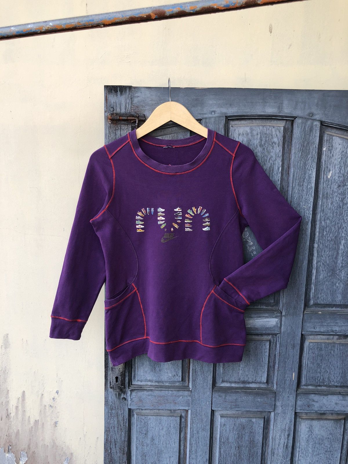 Nike Vintage Nike Run F1 Sweatshirt Unisex Purple Sneaker Graphic Size US S / EU 44-46 / 1 - 1 Thumbnail
