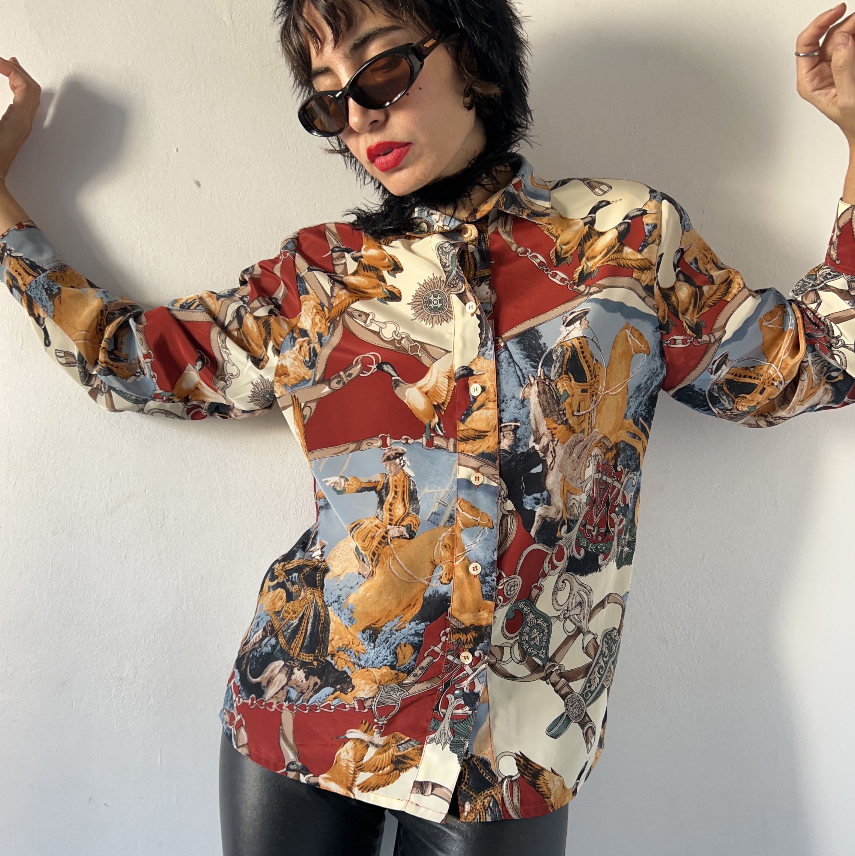 Vintage Vintage 90s novelty print blouse Size S / US 4 / IT 40 - 4 Thumbnail