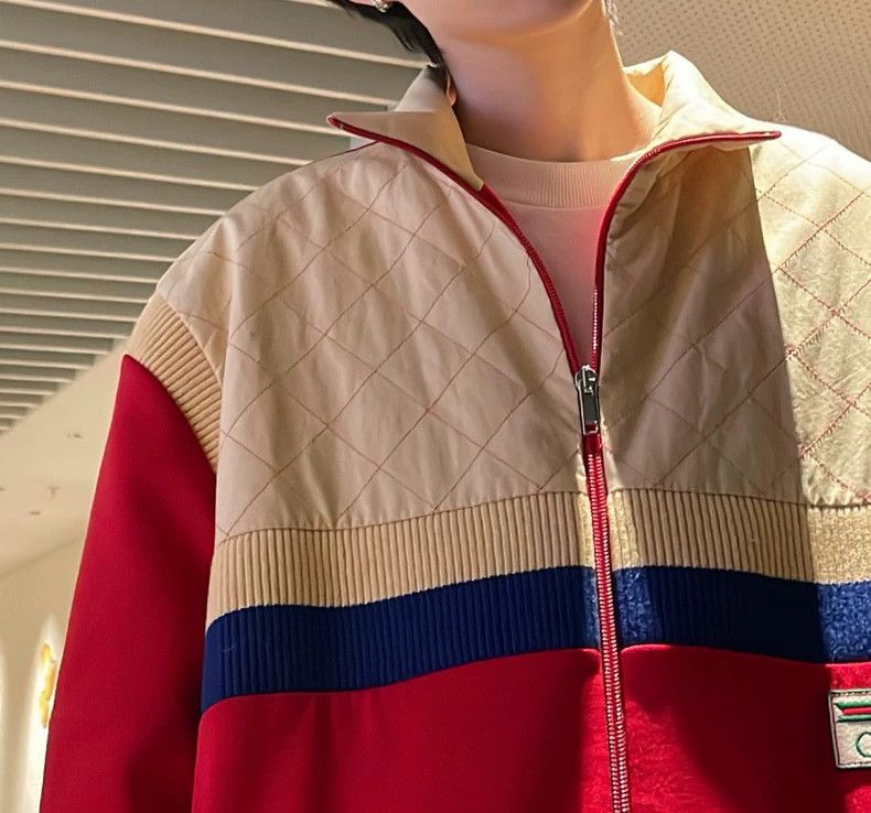 Gucci White and red color-blocked jacket 2504-Nextarrow