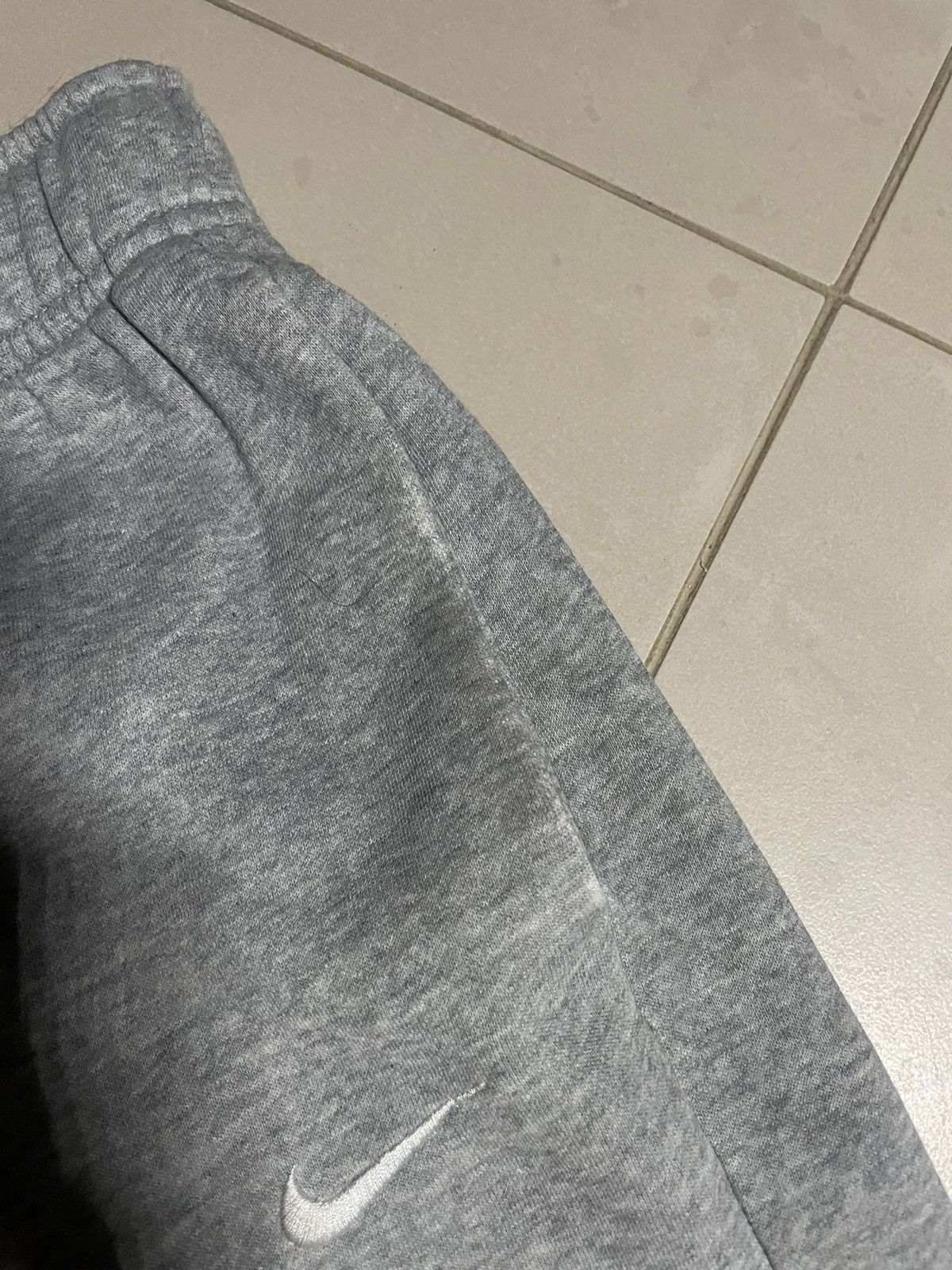 Nike Y2K baggy Nike sweatpants Size US 34 / EU 50 - 2 Thumbnail