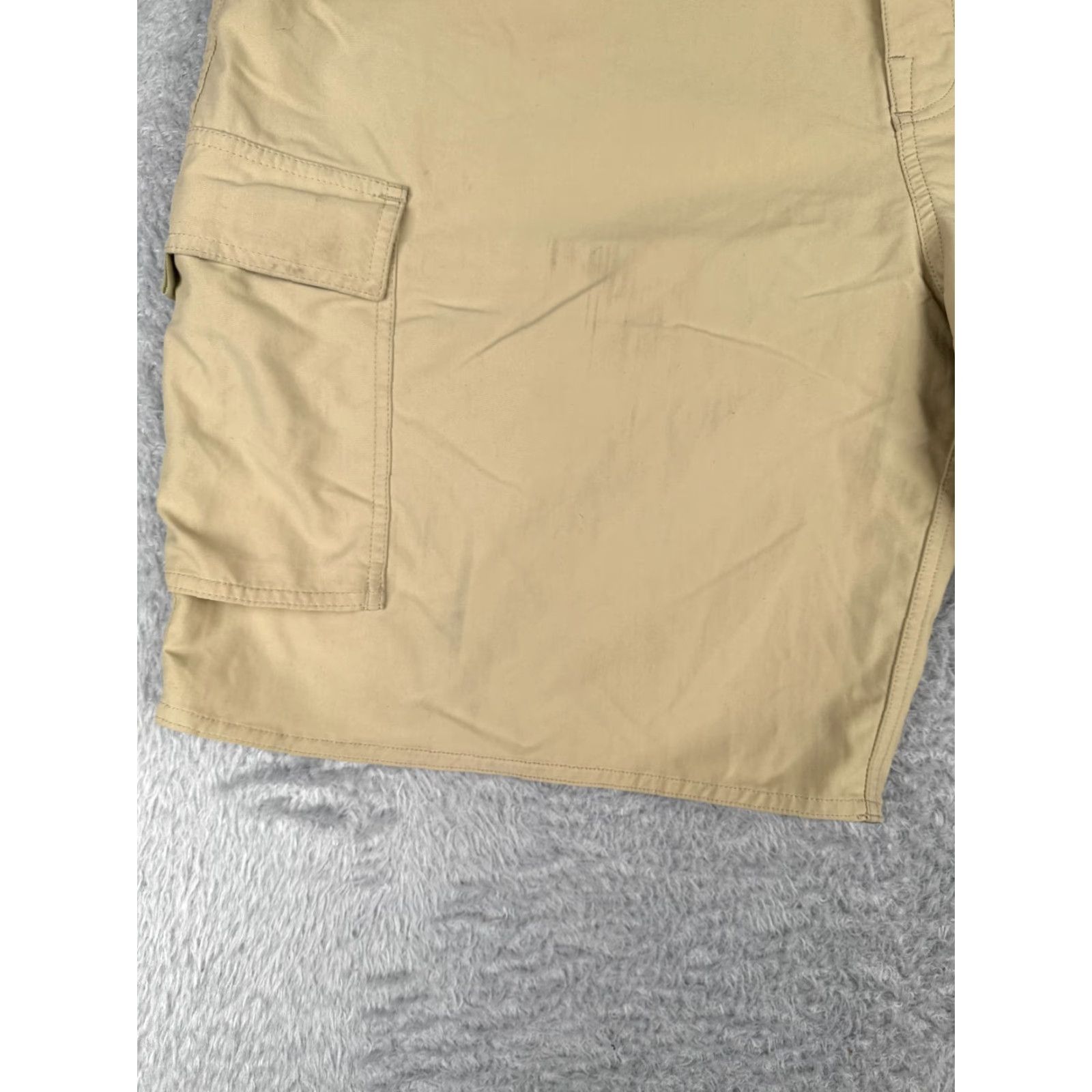 Patagonia VINTAGE Patagonia Shorts Men Beige 38 Poly Cargo Canvas Walk 10 Inseam Casual Zip Pocket 38x10 Mens Beige Patagonia Shorts Size US 38 / EU 54 - 3 Thumbnail