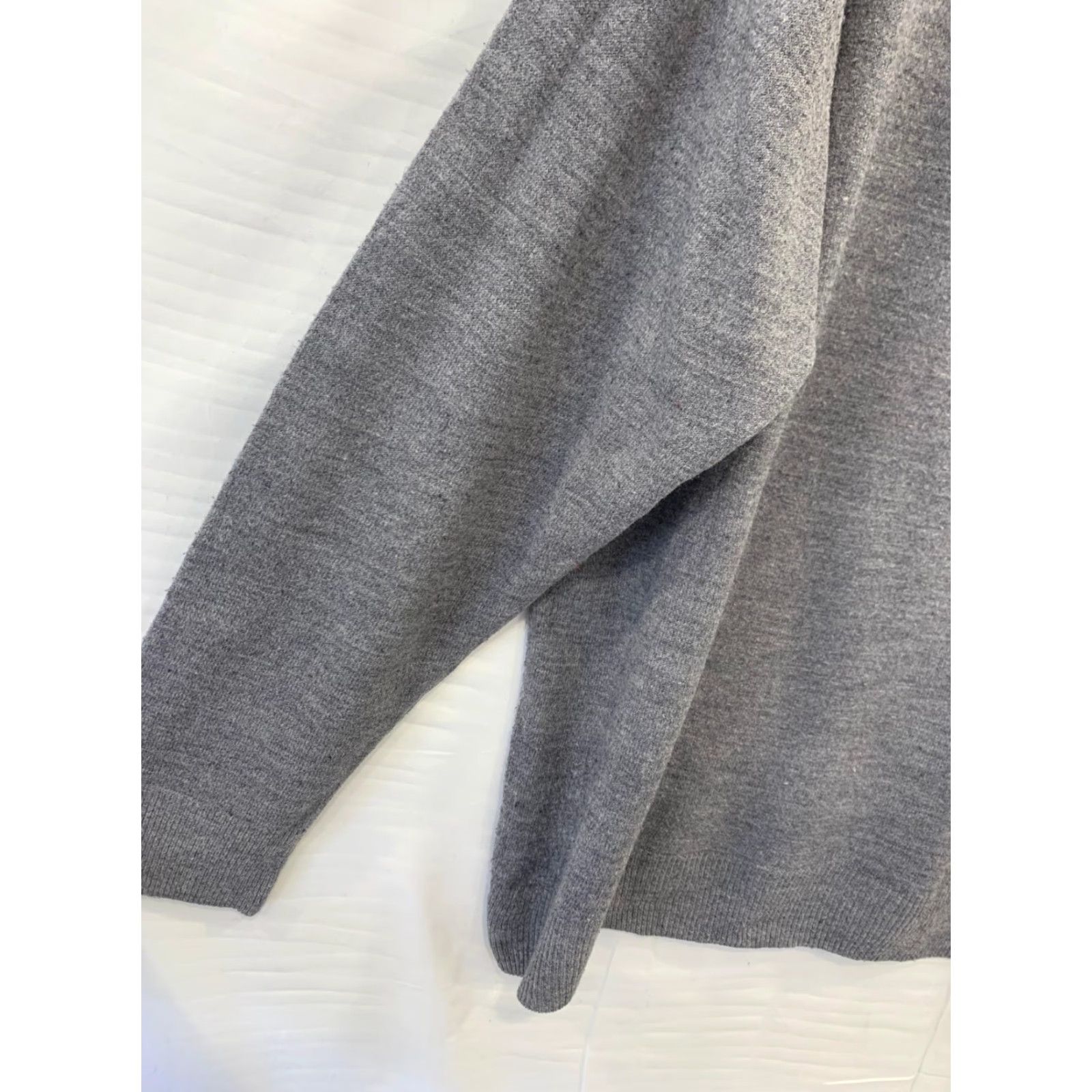 Hugo Boss HUGO BOSS 100% Cashmere Knit Sweater Gray Mens XXXL Pullover Knit Wool Luxury Brand 3XL Dialed Measurements Included Size US XXL / EU 58 / 5 - 5 Thumbnail