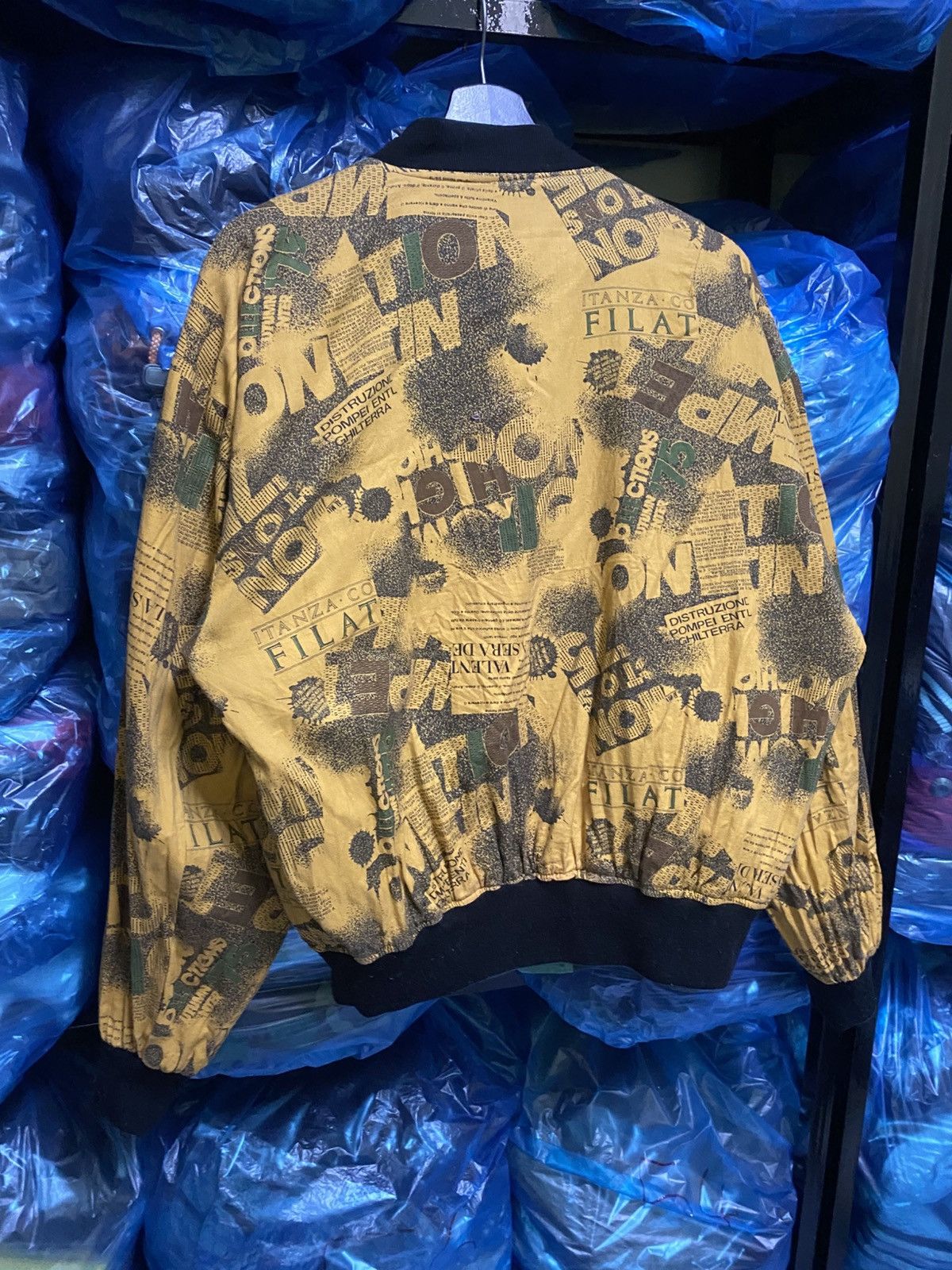 Japanese Brand Vintage Reversible Zodiac Bomber Graphic Yellow Newspaper Size US L / EU 52-54 / 3 - 8 Thumbnail