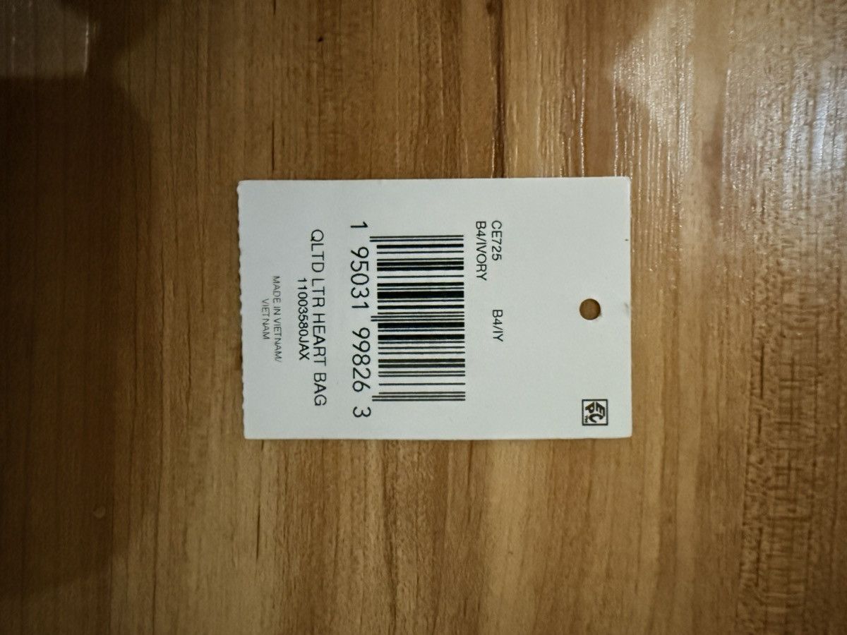 Coach QLTD leather Heart bag Size ONE SIZE - 5 Thumbnail