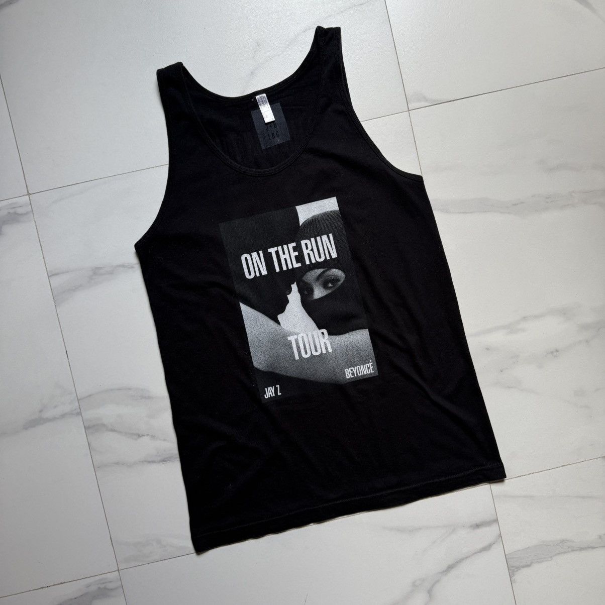Jay-Z Vintage 2014 Jay Z + Beyoncé On The Road Tank Size US M / EU 48-50 / 2 - 4 Thumbnail