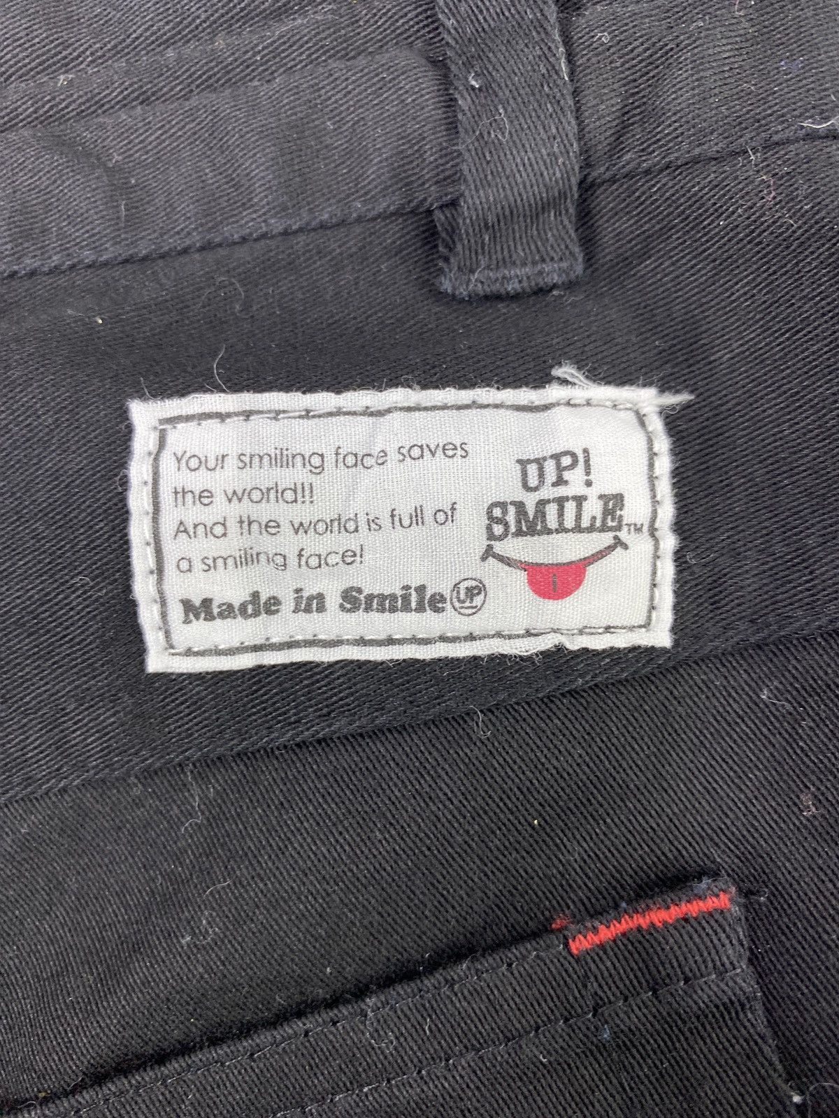 Japanese Brand UP! SMILE MADE IN SMILE 3D Tongue 3 Quarter Shorts -J1109 Size US 31 - 14 Thumbnail