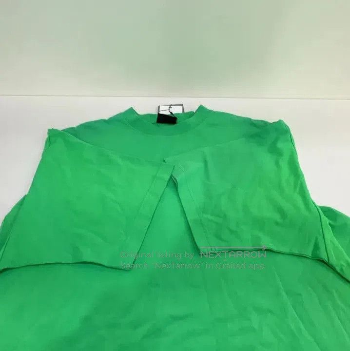 Balenciaga Balenciaga Green Graphic Short Sleeve T. Size US XS / EU 42 / 0 - 6 Thumbnail