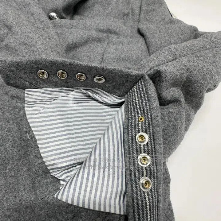Moncler Moncler x Thom Browne Logo Patch Lapel Down Blazer. Size US XS / EU 42 / 0 - 6 Thumbnail