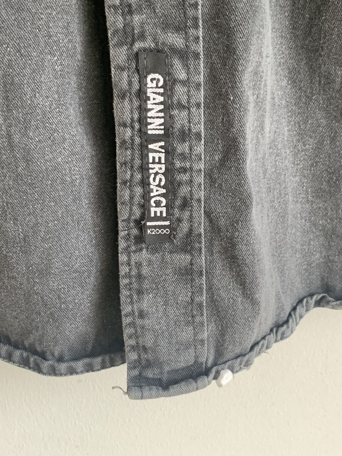 Versace Jeans Couture Vintage Versace Jeans Couture Black Denim Shirt XL Size US L / EU 52-54 / 3 - 10 Thumbnail
