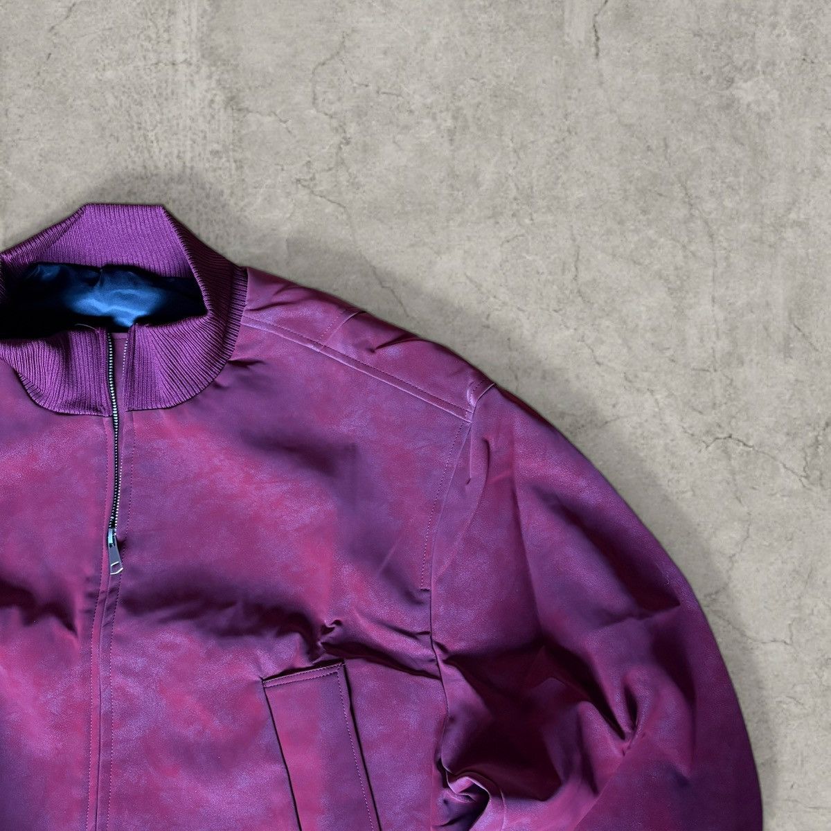 Japanese Brand Cool military zip up bomber jacket in burgundy red. Size L Size US L / EU 52-54 / 3 - 2 Thumbnail