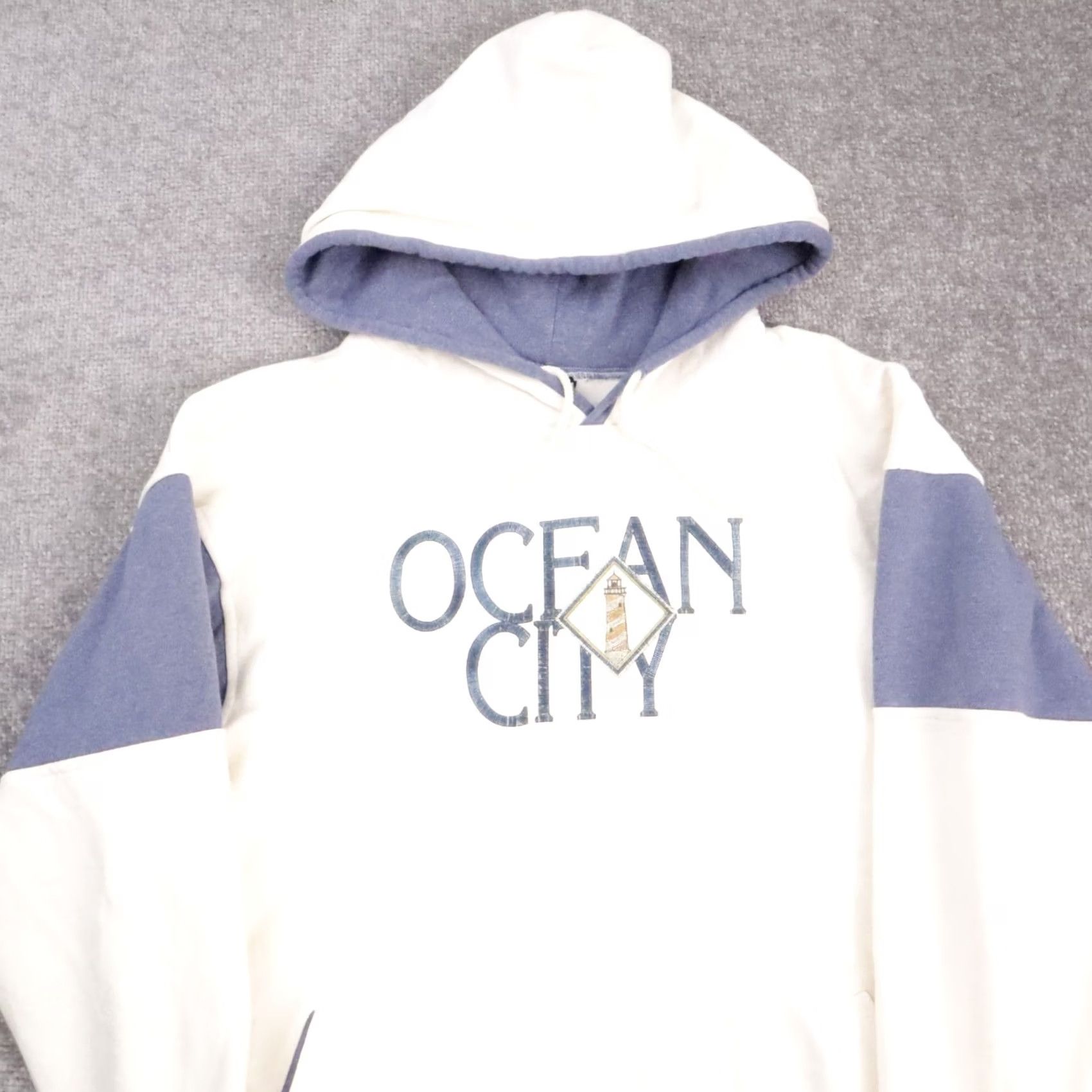 Vintage VINTAGE Ocean City Maryland USA Hoodie Medium Blue White Long Sleeve Made in USA Mens Size US M / EU 48-50 / 2 - 6 Thumbnail