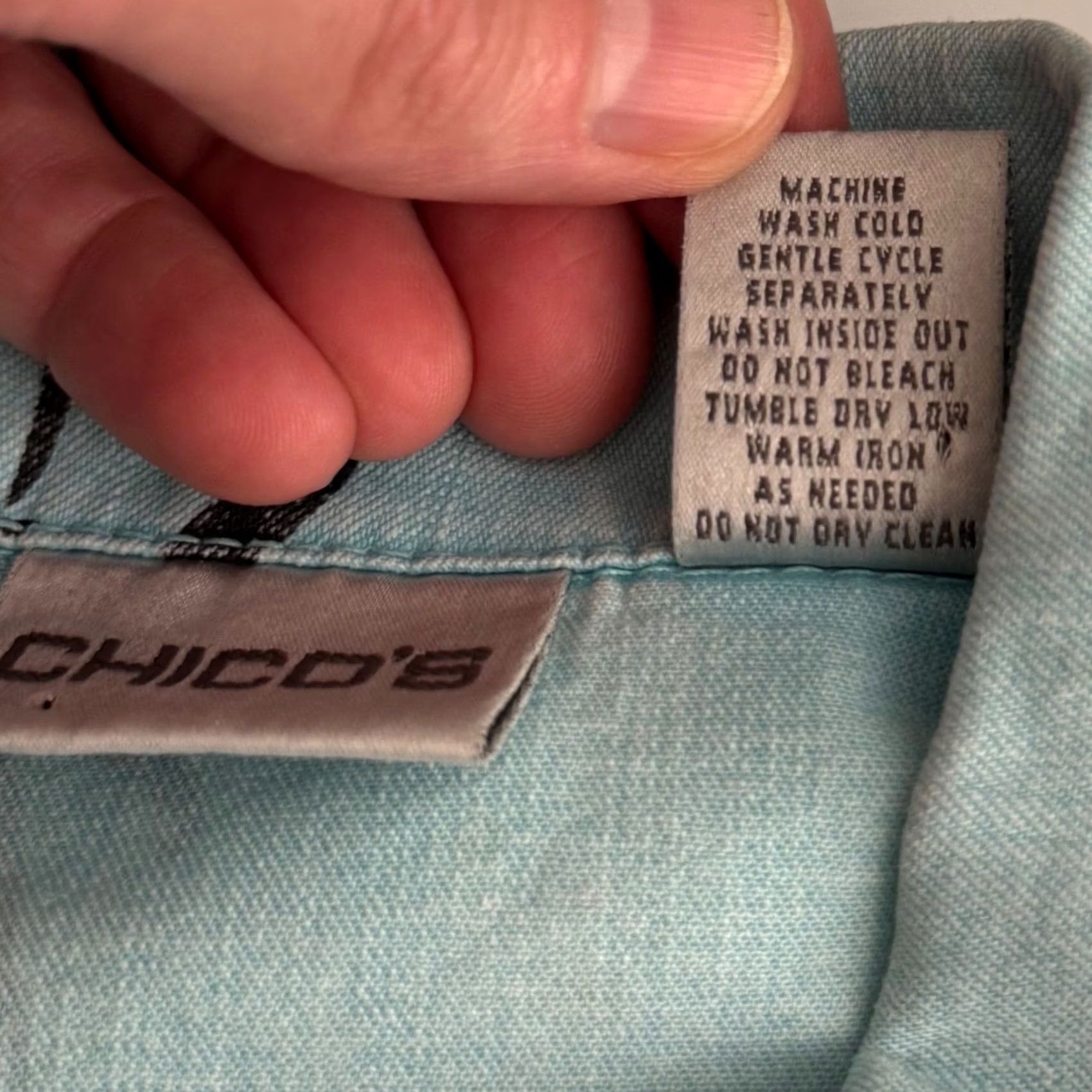 Vintage Chicos Denim Jacket Light Blue Calligraphy Asian Print Boho Artful Trucker Size XL / US 12-14 / IT 48-50 - 5 Thumbnail