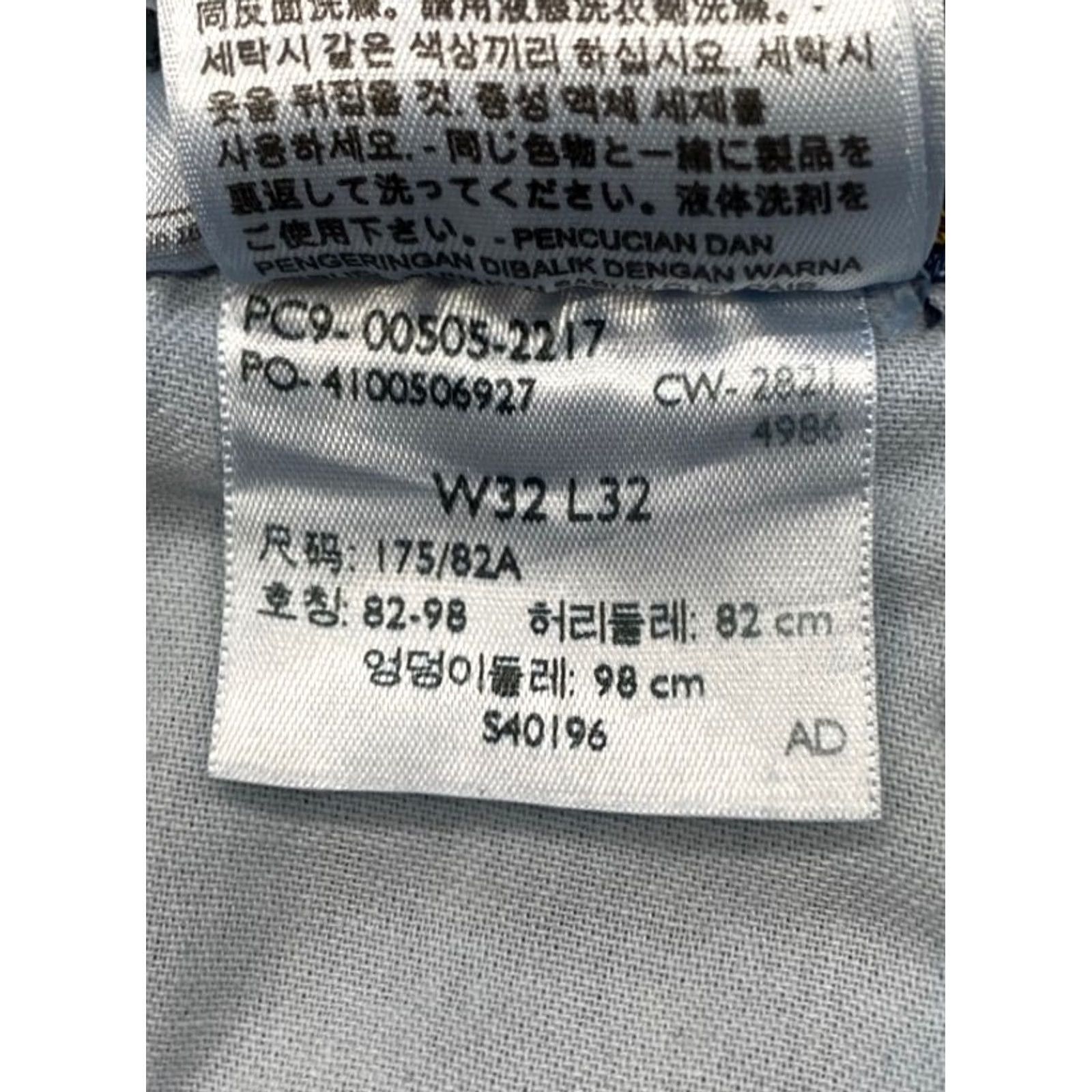 Levi's VINTAGE Levi's 501 Jeans Mens 36x32 Blue Denim Button Fly Straight 4605 Jeans Mens Size US 36 / EU 52 - 6 Thumbnail