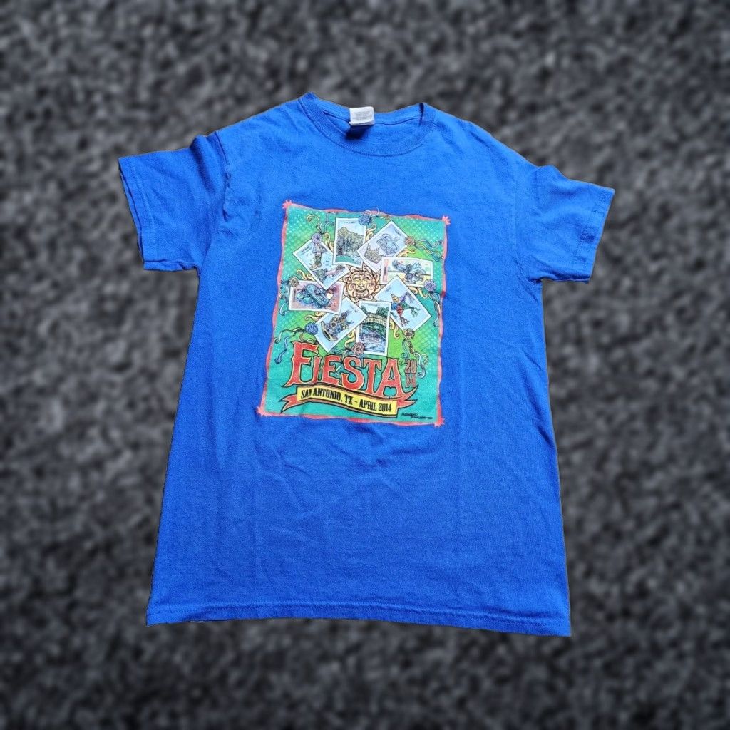 Gildan Gildan Mens S Blue Fiesta San Antonio Texas 2014 Travel Souvenir T-Shirt Size US S / EU 44-46 / 1 - 1 Thumbnail