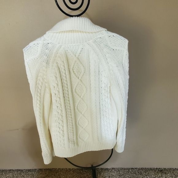 Eddie Bauer Eddie Bauer Heavy Knitted Cream/Winter White LS Zippered Sz Size M / US 6-8 / IT 42-44 - 6 Thumbnail