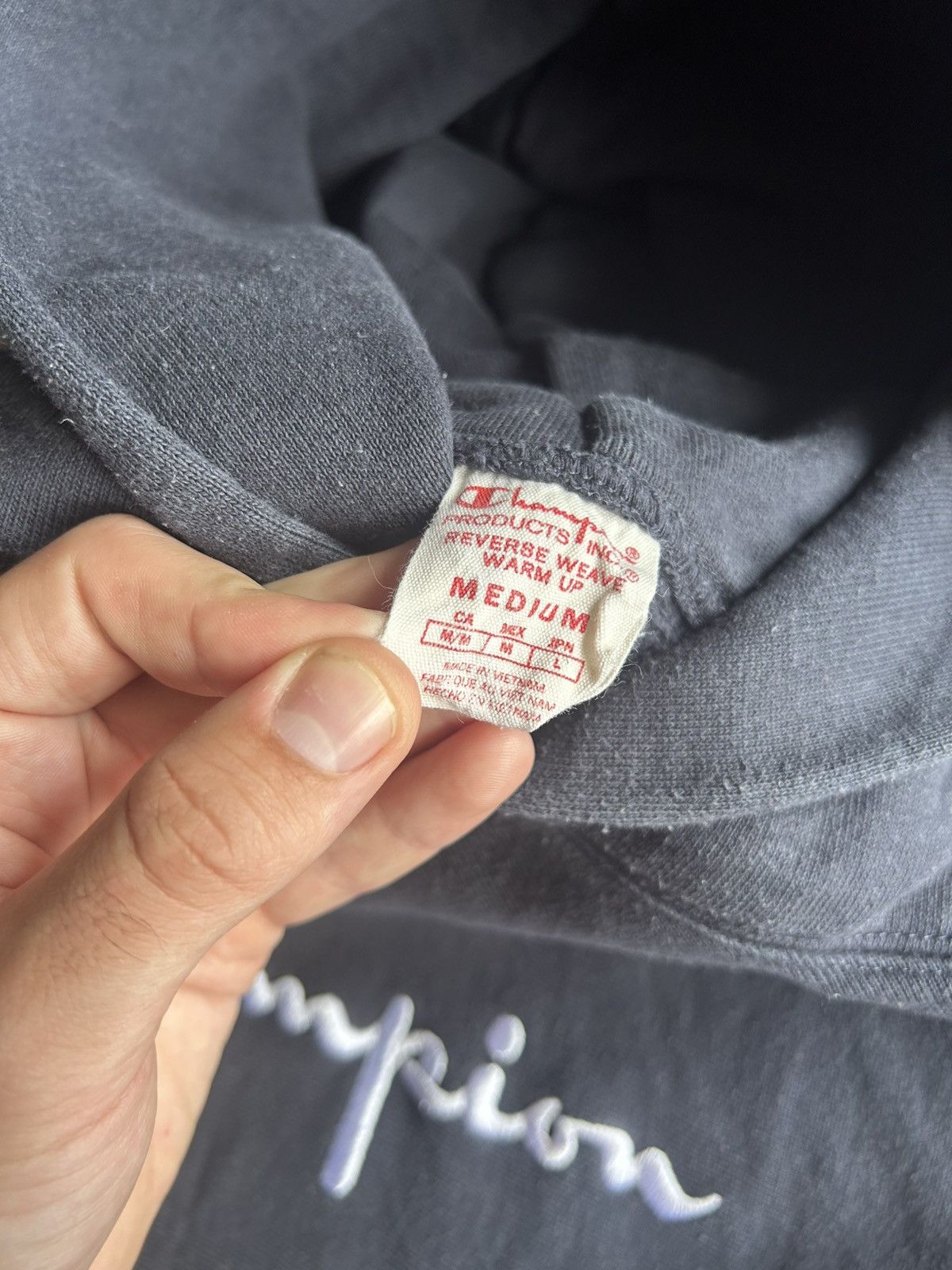 Vintage Vintage Champion Big Logo Streetwear Heavy Hoodie Size M Size M / US 6-8 / IT 42-44 - 7 Thumbnail