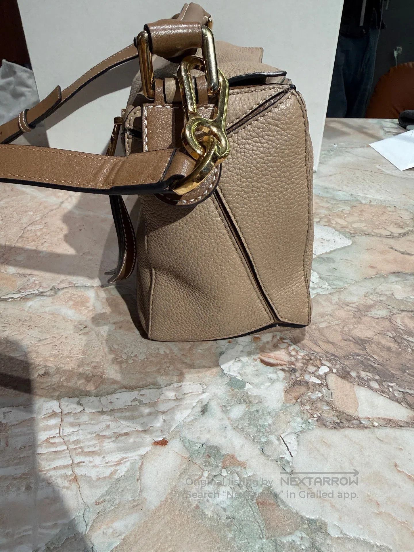 Loewe Loewe Puzzle Small Sand Pebbled Leather. Size ONE SIZE - 4 Thumbnail