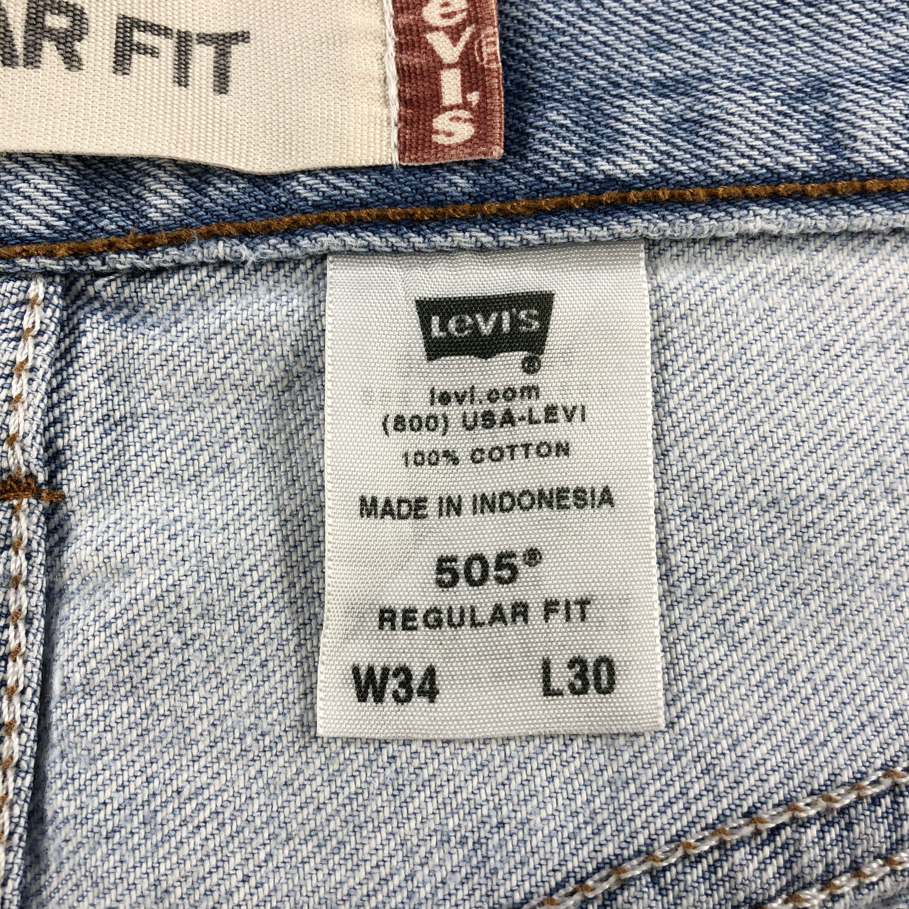 Levi's × Vintage Vintage Light Wash Levis 505 Jeans-JM2693 Size US 35 - 17 Thumbnail