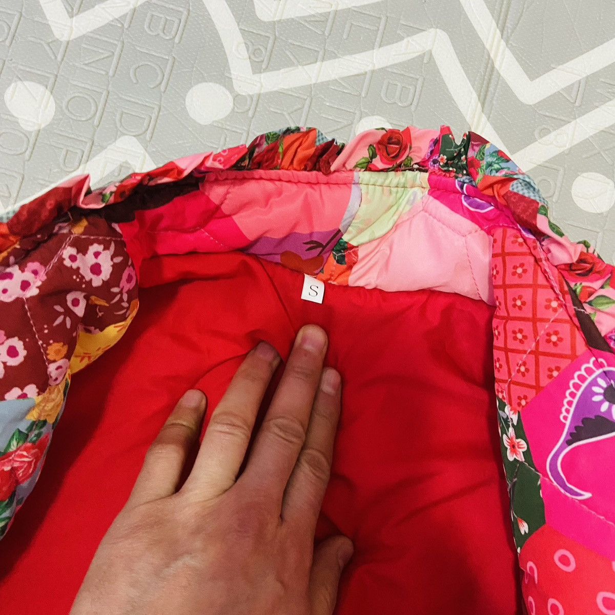 Vintage retro floral Hawaiian light puffer jacket coat