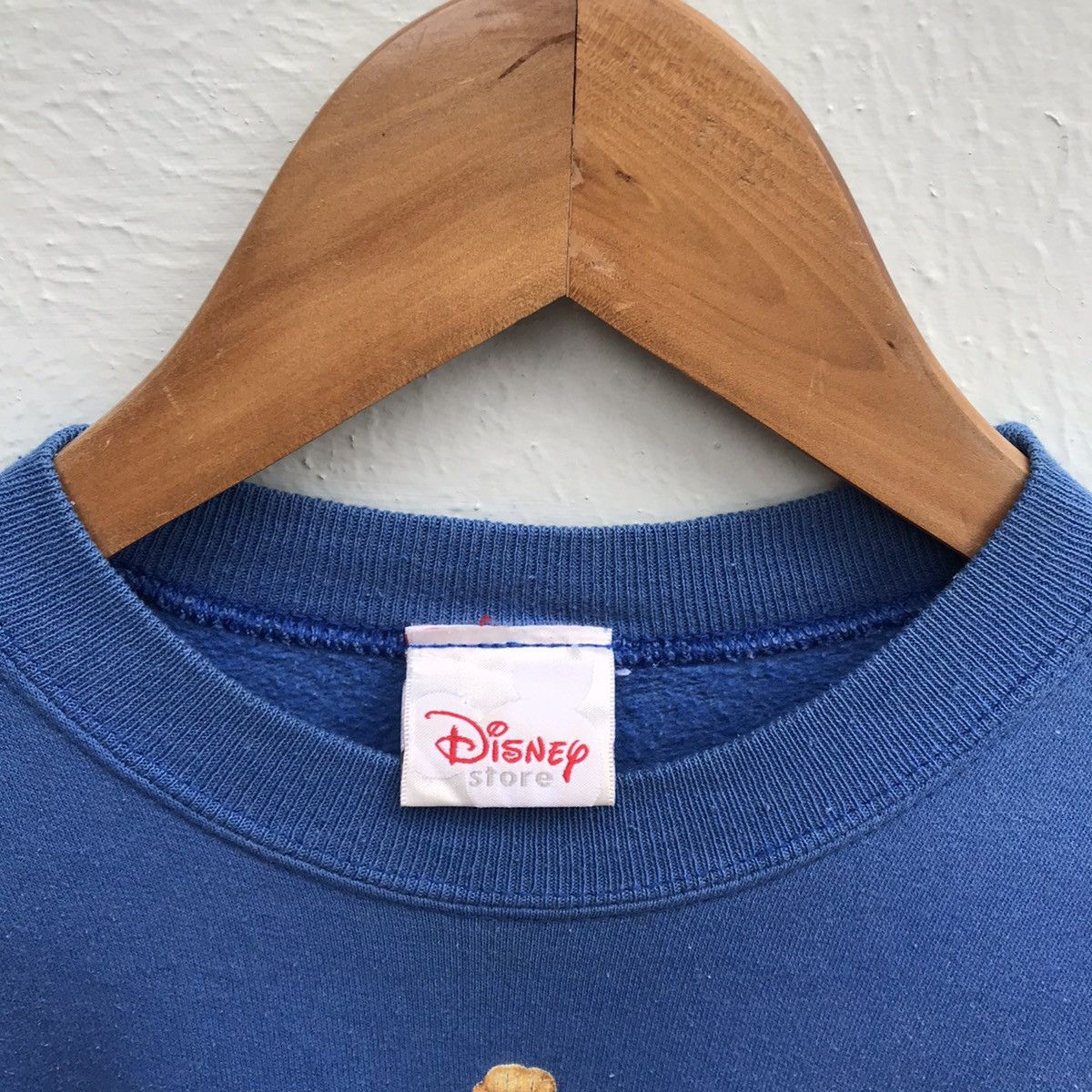 Disney Princess Graphic logo disney crewneck sweater Size US S / EU 44-46 / 1 - 8 Thumbnail
