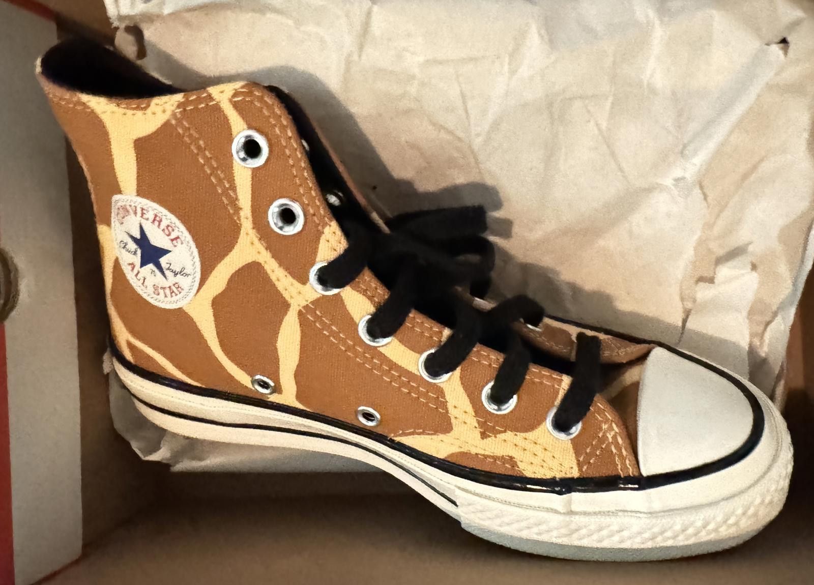 Converse New Converse Giraffe Print High Top Sneakers w 5.5 / m 3.5 Size US 5.5 / IT 35.5 - 3 Thumbnail