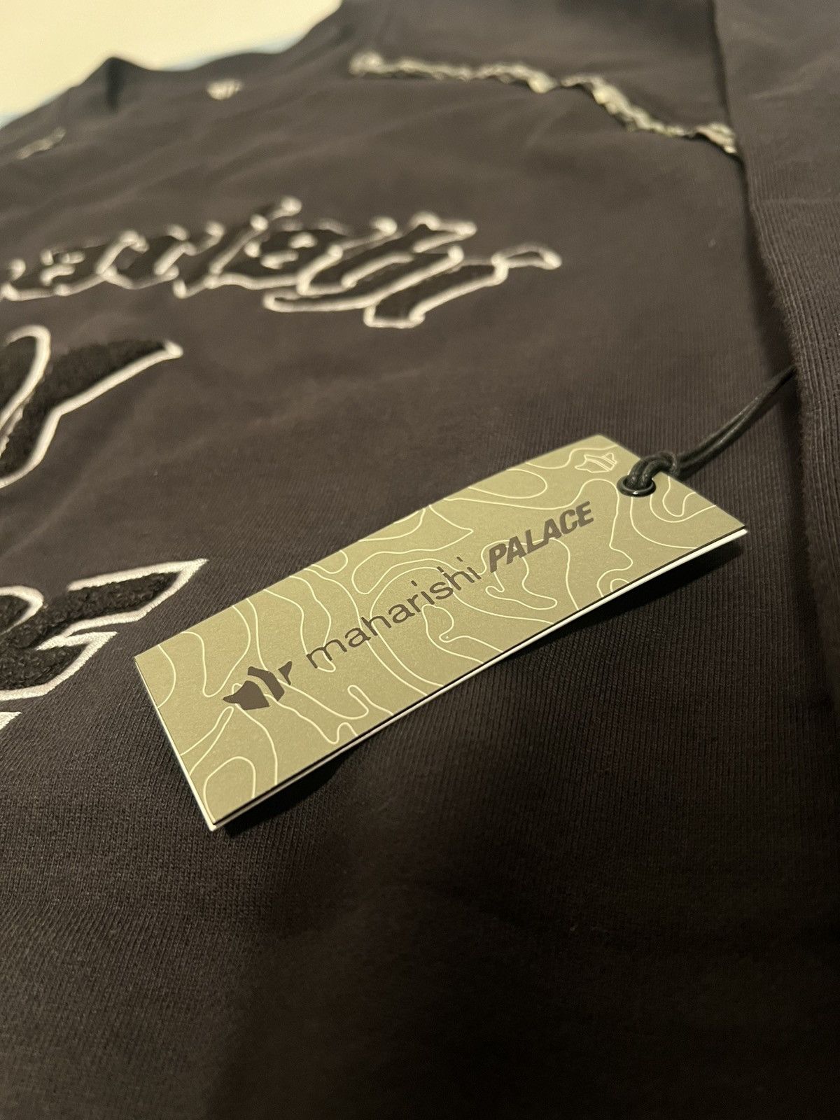 Maharishi × Palace Palace Maharishi Temple Crew Black Size Medium Size US M / EU 48-50 / 2 - 6 Thumbnail