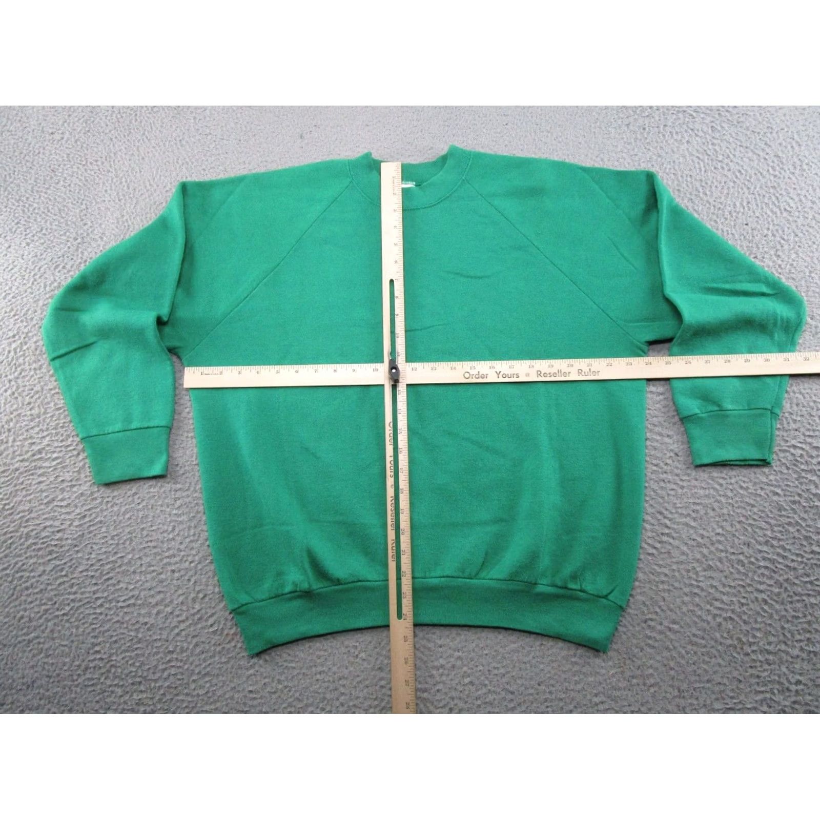 Fruit Of The Loom VINTAGE Fruit of the Loom Green Raglan Crew Neck XL Sweatshirt Men 80s 90s Size US XL / EU 56 / 4 - 3 Thumbnail