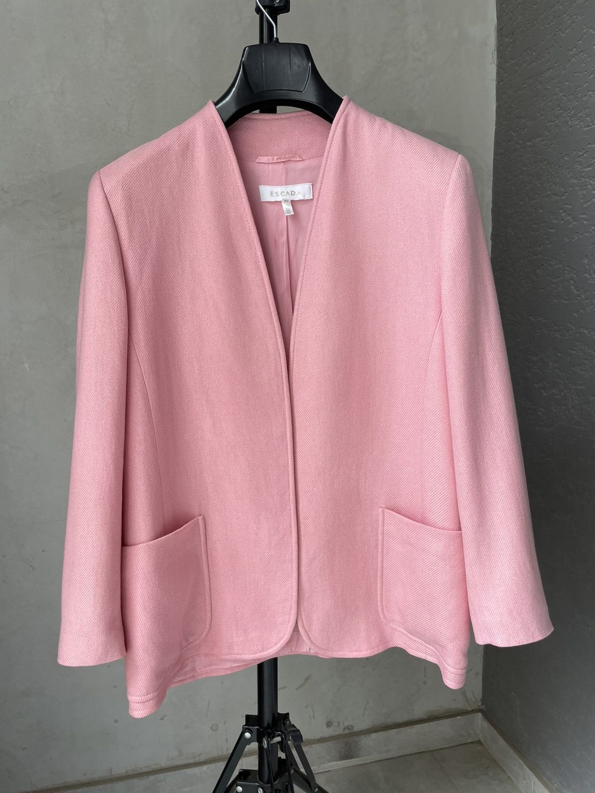 Escada Vintage Escada Piacenza Cashmere Silk Jacket Pink Size S / US 4 / IT 40 - 1 Thumbnail