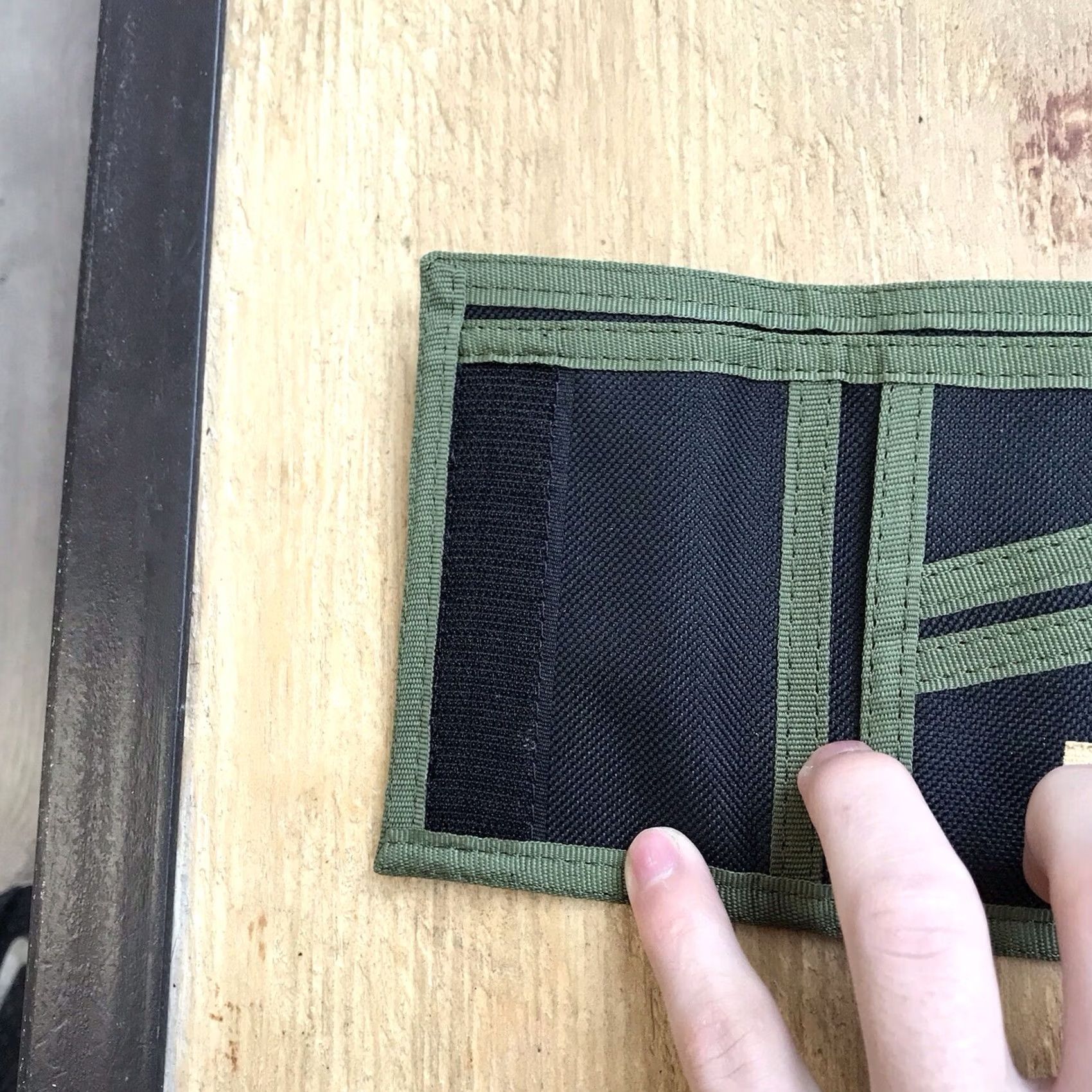 Alien Workshop VINTAGE Alien Workshop Wallet Trifold Skateboarding Black Unisex Wallet Rare Size ONE SIZE - 4 Thumbnail
