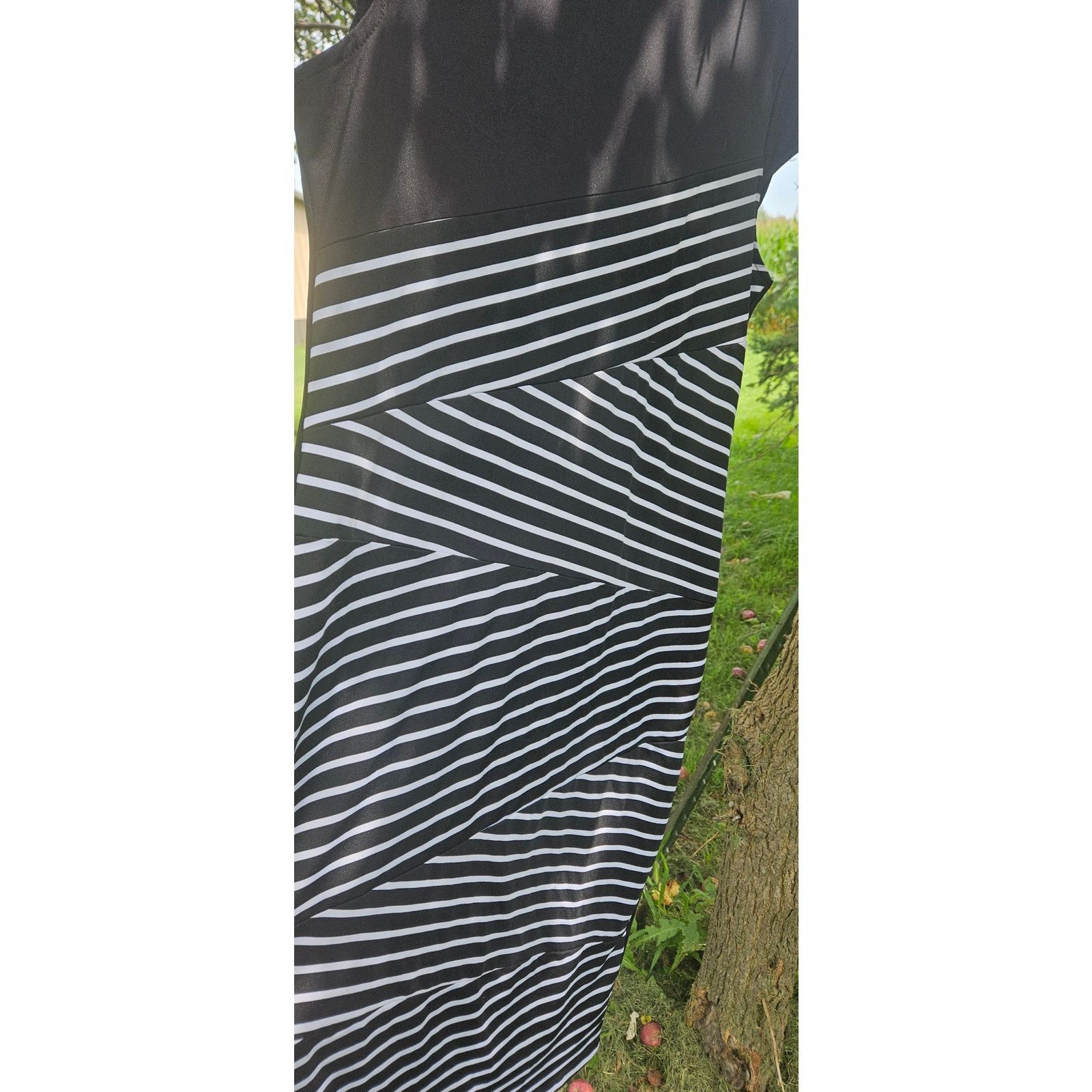 & Other Stories Slimming Black & White Geometric Design Dress ~ Slimming Size XL / US 12-14 / IT 48-50 - 5 Thumbnail