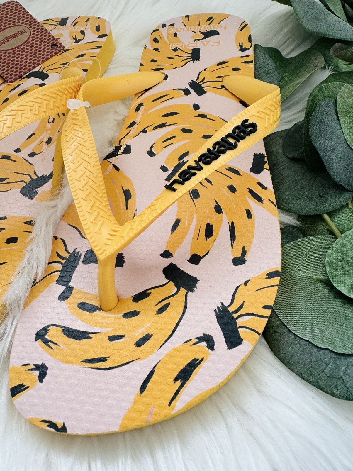 Farm Rio FARM Rio x Havaianas Cheetah Bananas Flip Flops, Size 9-10 Size US 9.5 / IT 39.5 - 5 Thumbnail