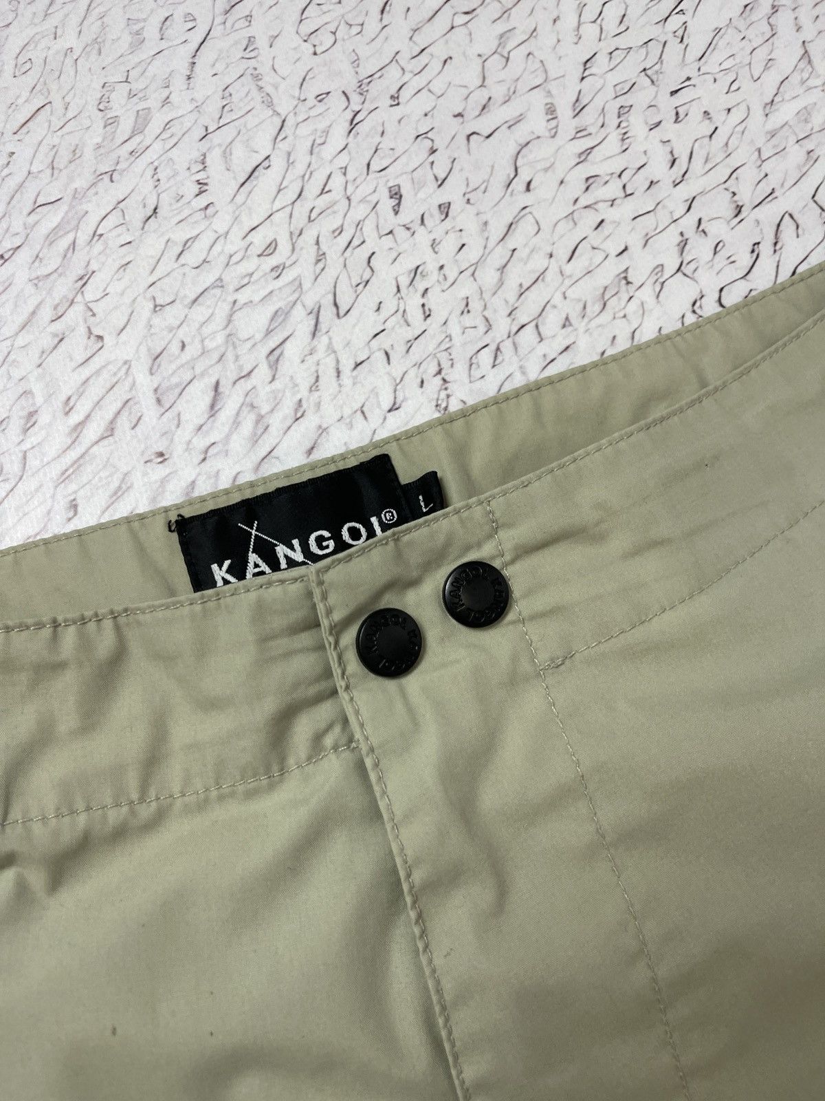 Kangol Kangol vintage utility beige cargo buckle back pants size L Size US 34 / EU 50 - 10 Thumbnail