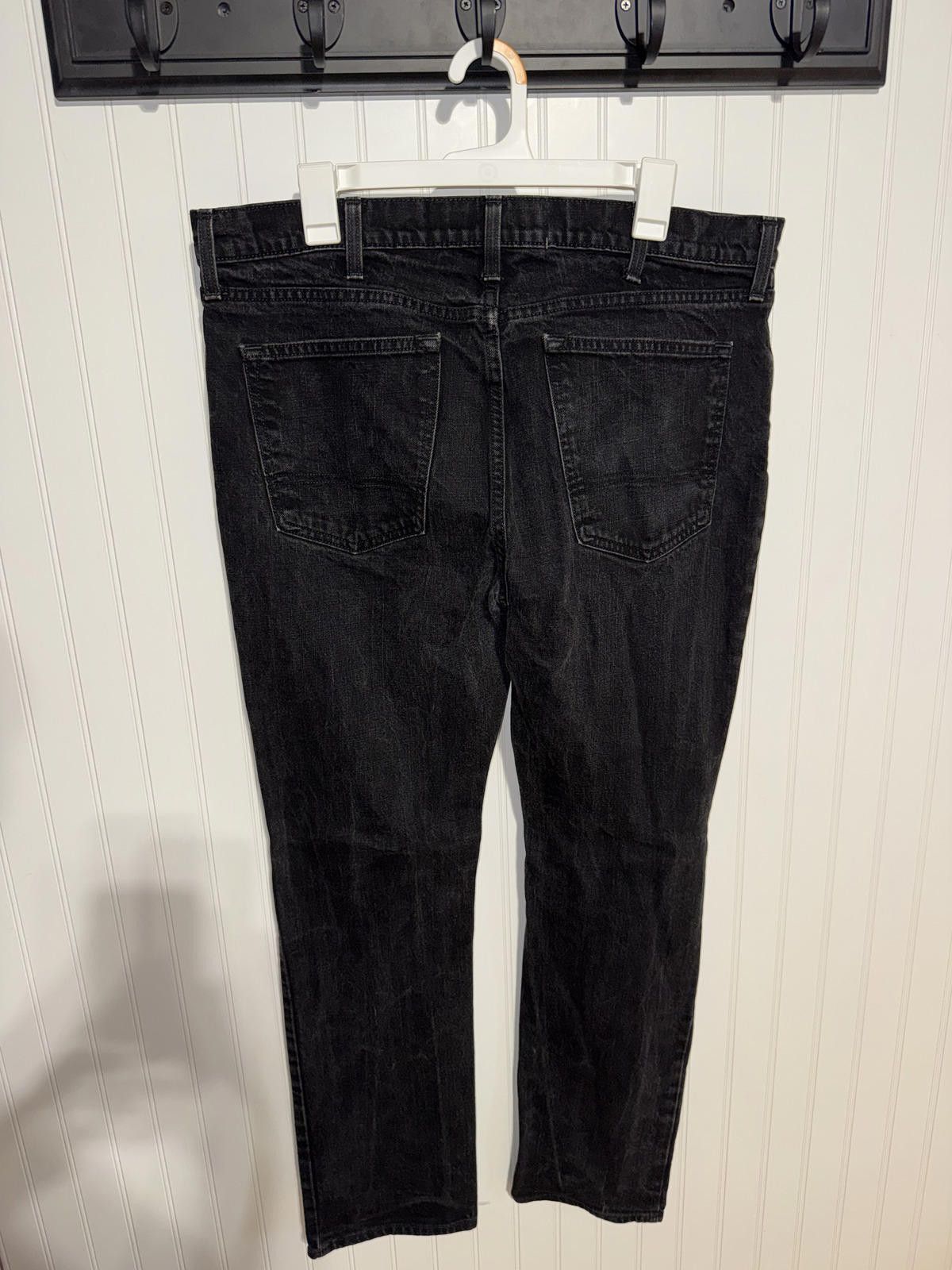 Arizona Jean Co. Arizona Men's 38x32 Black Distressed Ripped Knee Jeans Size US 38 / EU 54 - 2 Thumbnail