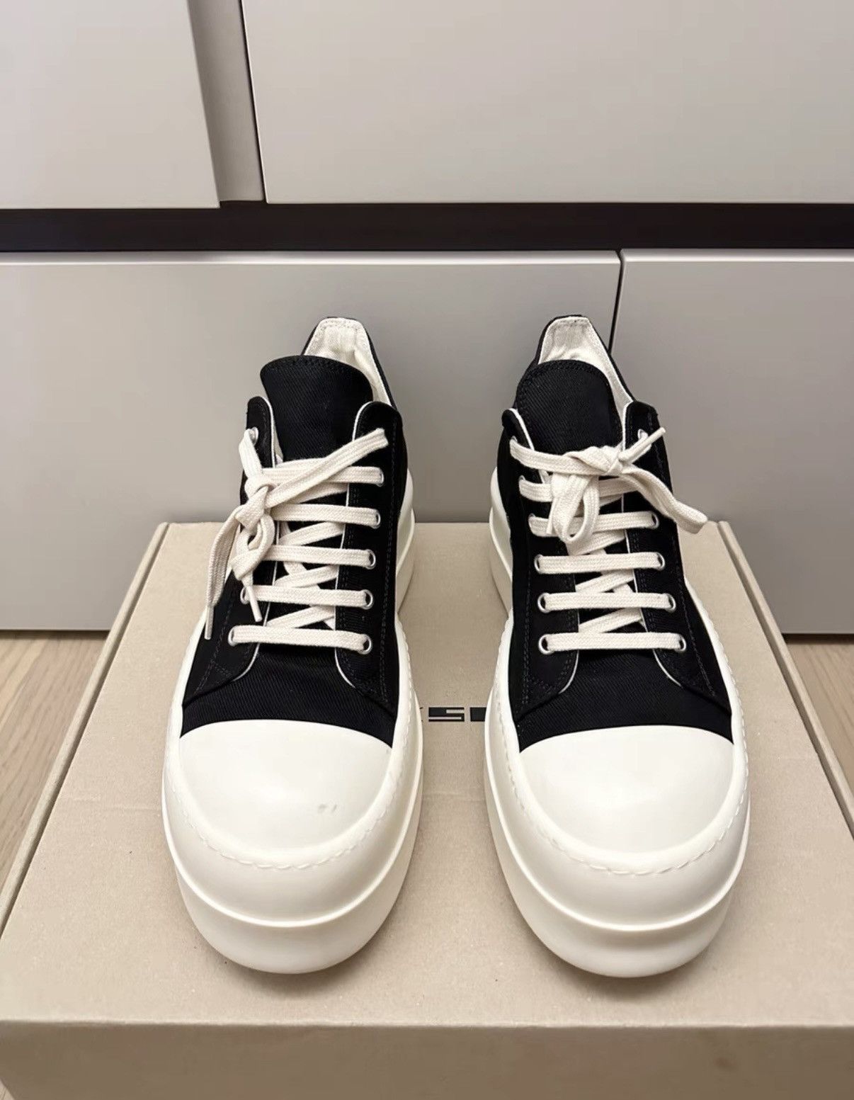 Rick Owens Drkshdw Rick Owens DRKSHDW Platform Low Top Size US 9.5 / EU 42-43 - 3 Thumbnail